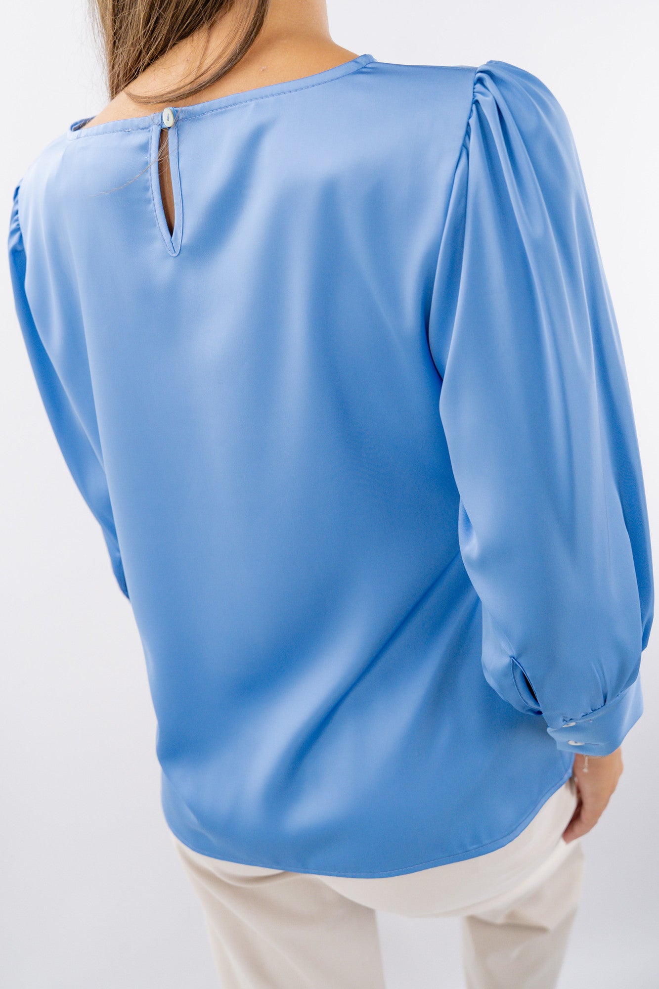 Blusa ad effetto satinato