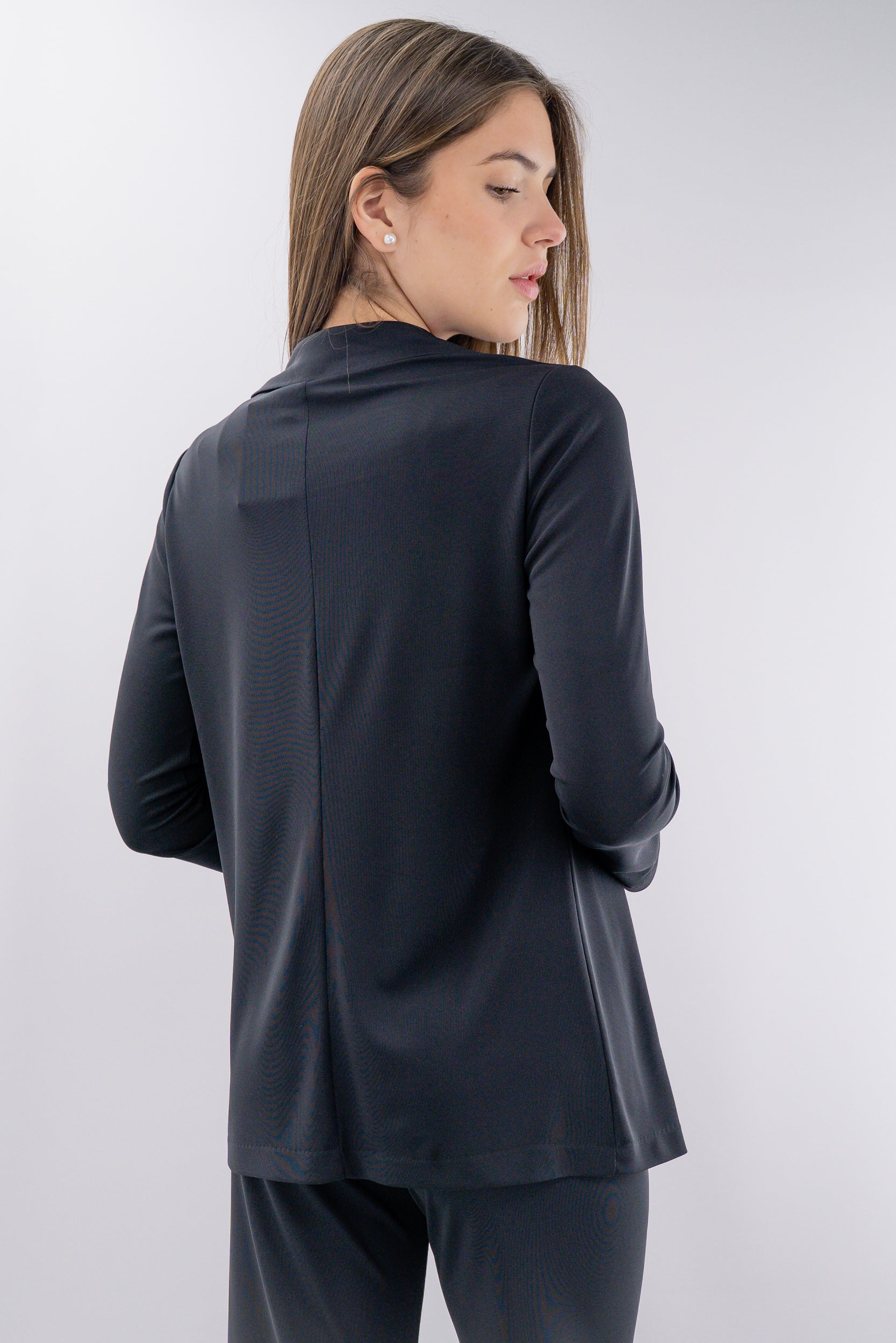 Blazer fluido con chiusura allacciata