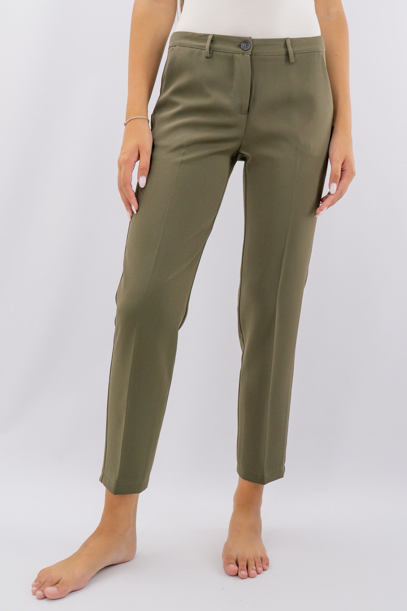 Pantalone gamba asciutta in tessuto fluido