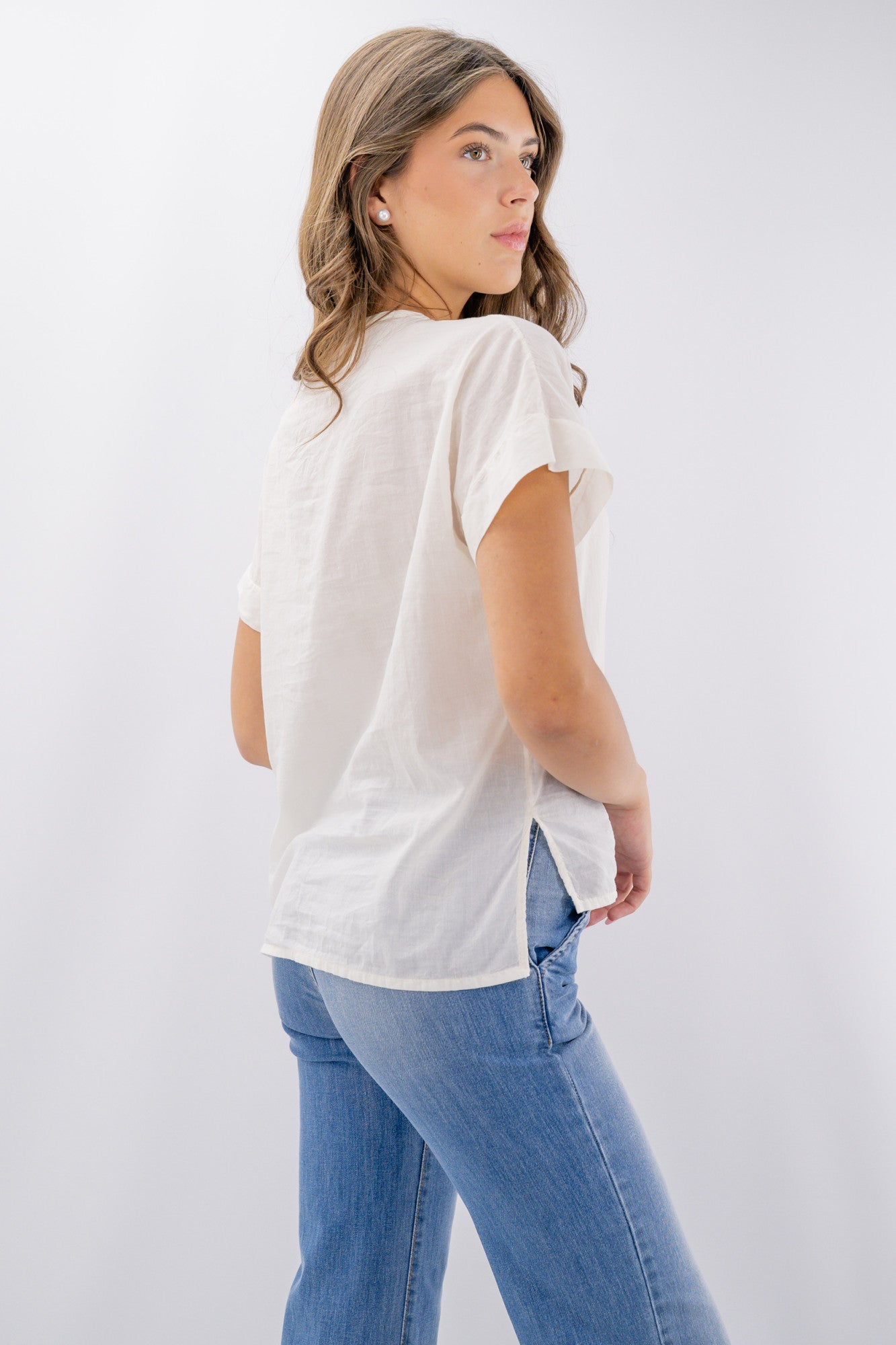 Camicia mussola cotone con scollo a V