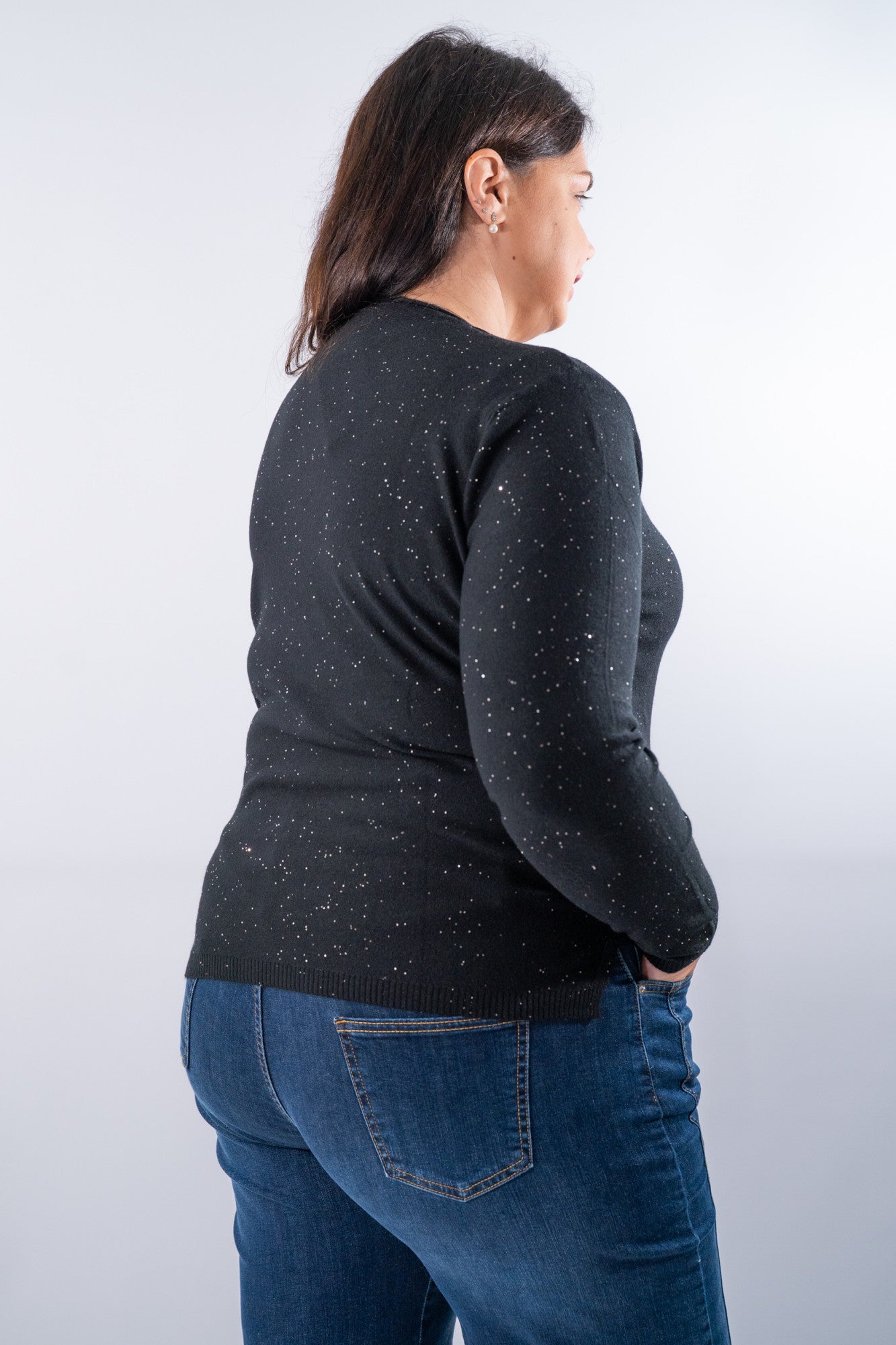 Girocollo con micro paillettes all over