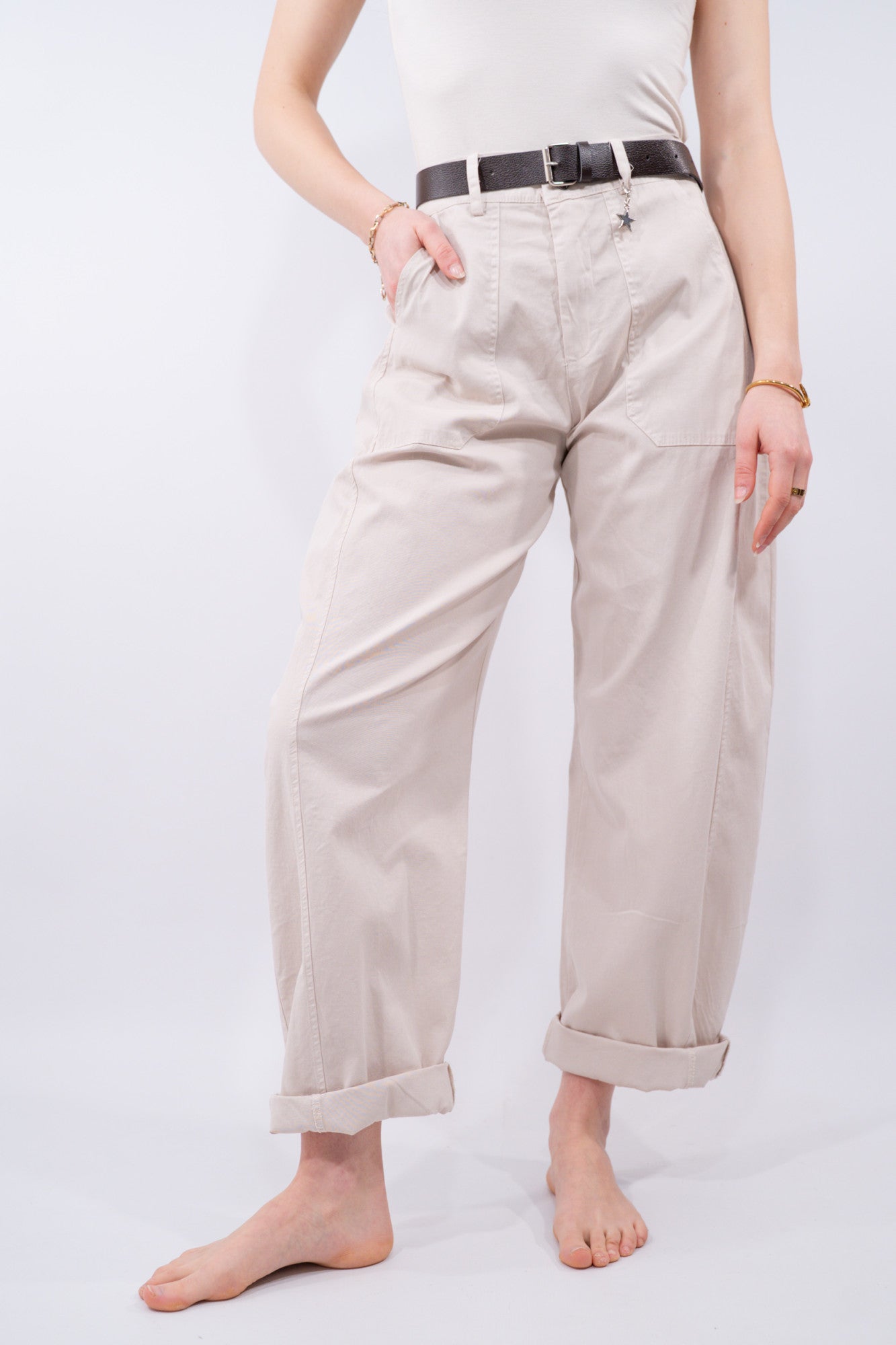 COLOR::BEIGE::3