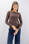 Maglia con scollo a barchetta e fiocchetti