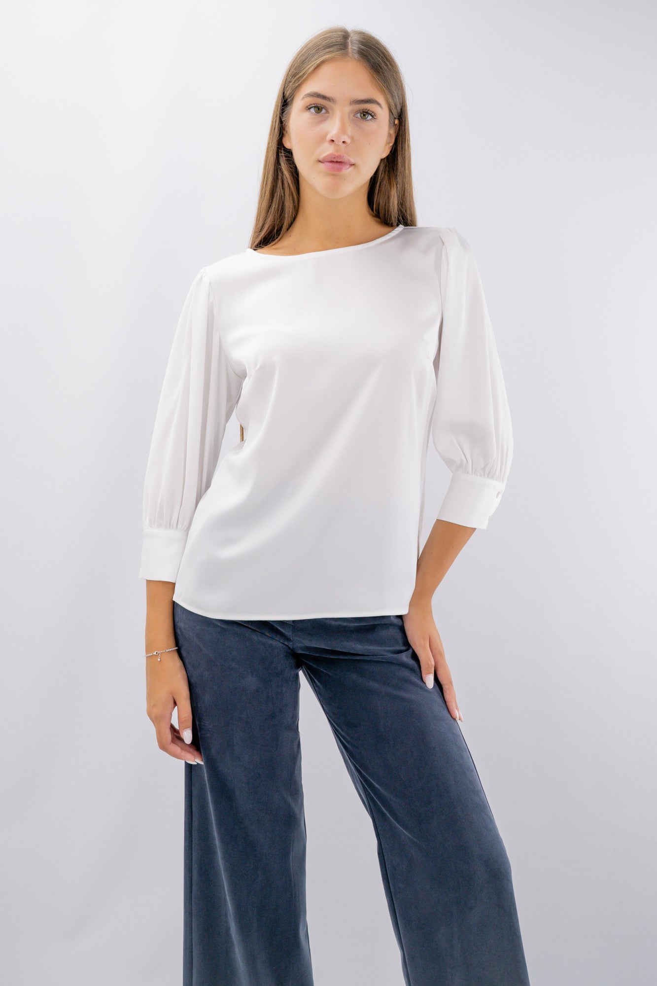 Blusa ad effetto satinato