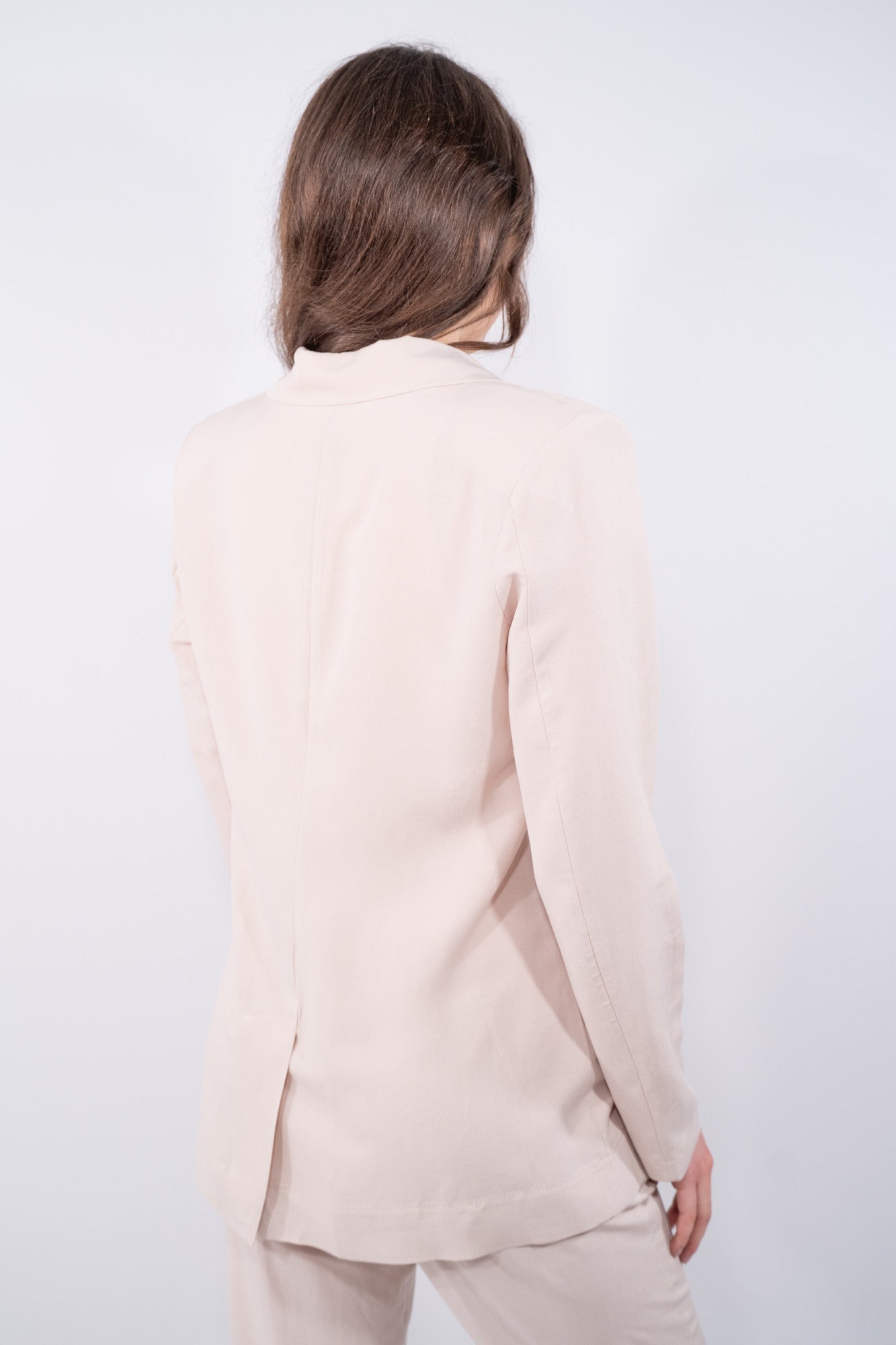 COLOR::BEIGE::3