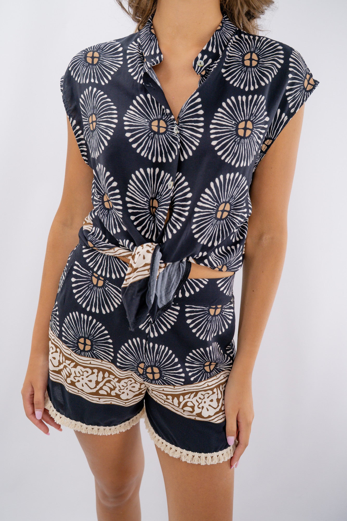 Camicia in fantasia etnica