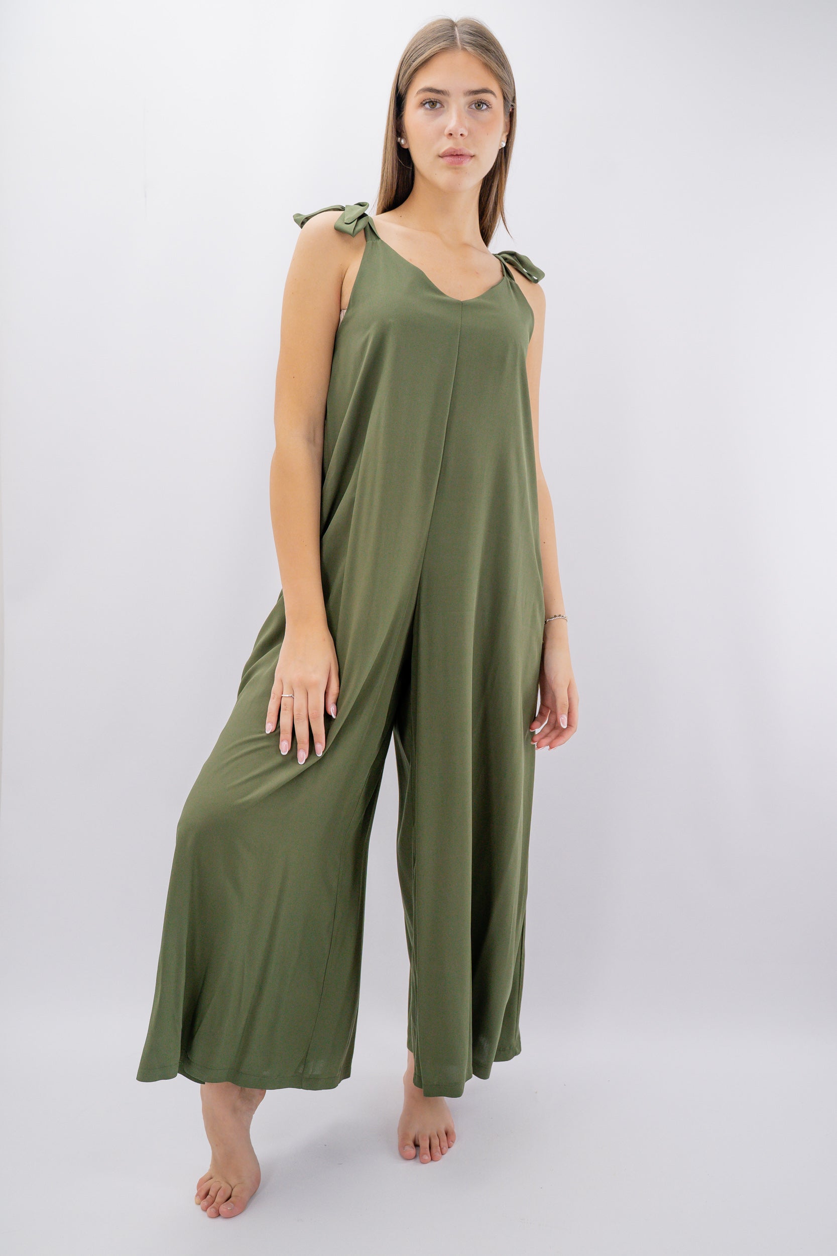 Tuta ampia con spalline annodabili