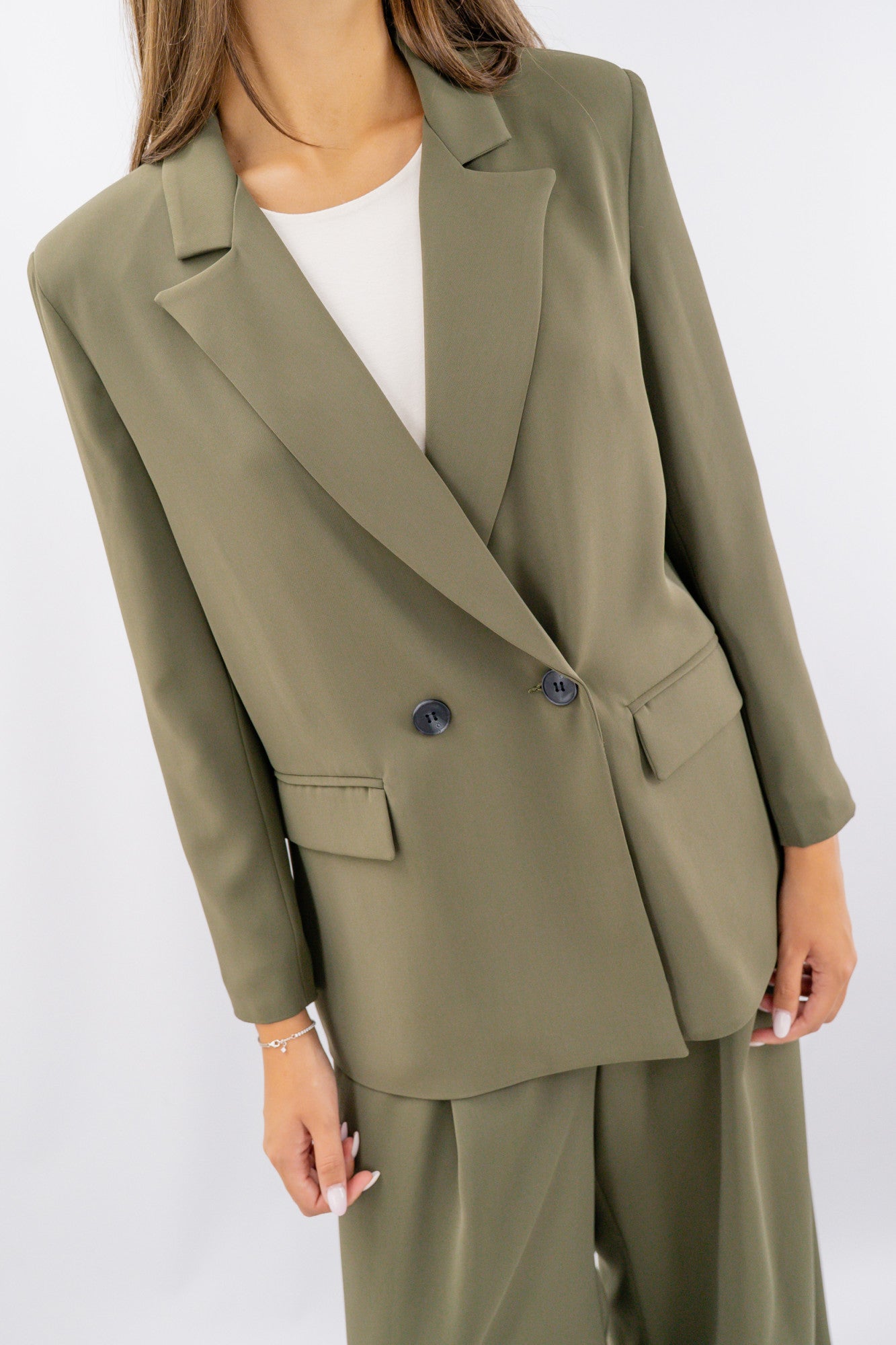 Blazer doppiopetto in tessuto fluido foderato