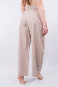 COLOR::BEIGE::5