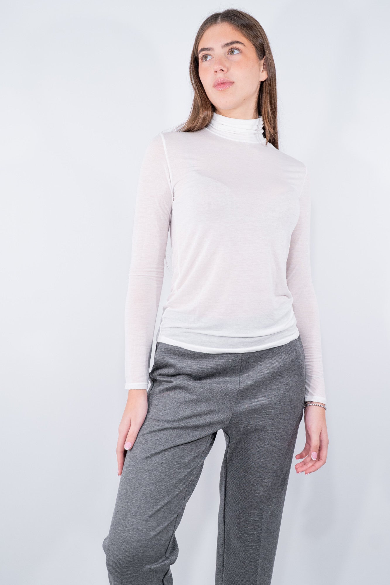 Dolcevita sotto giacca in misto viscosa e cashmere