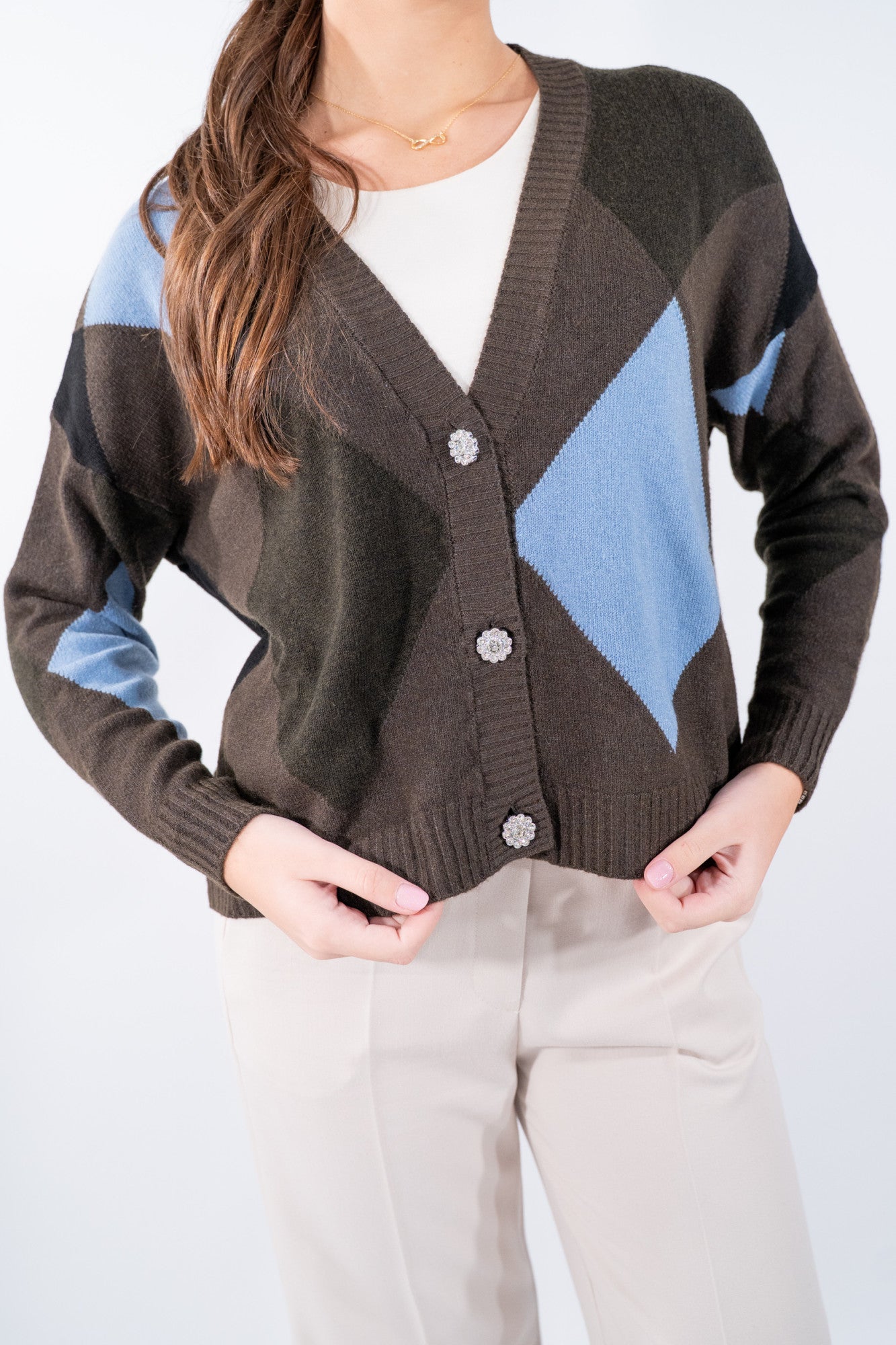 Cardigan a rombi con bottoni gioiello