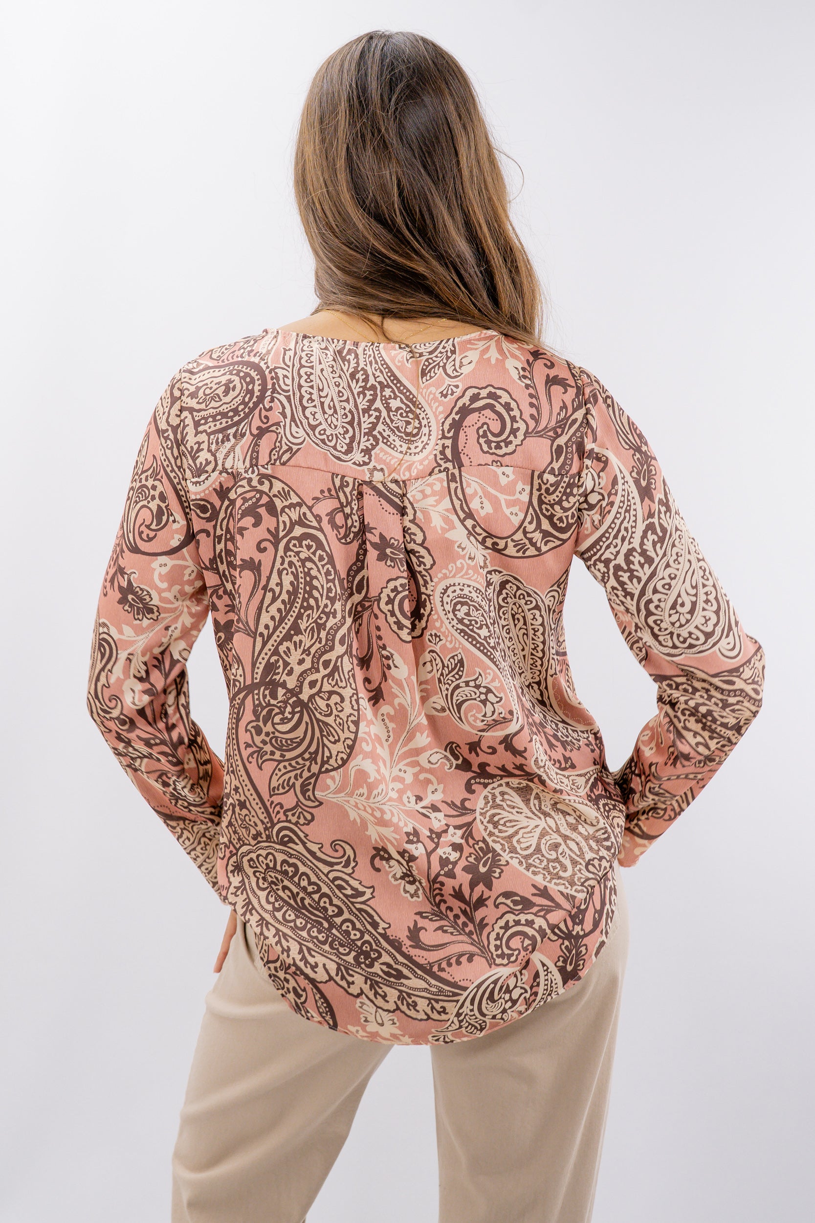 Blusa in texture ad effetto satinato fantasia Paisley
