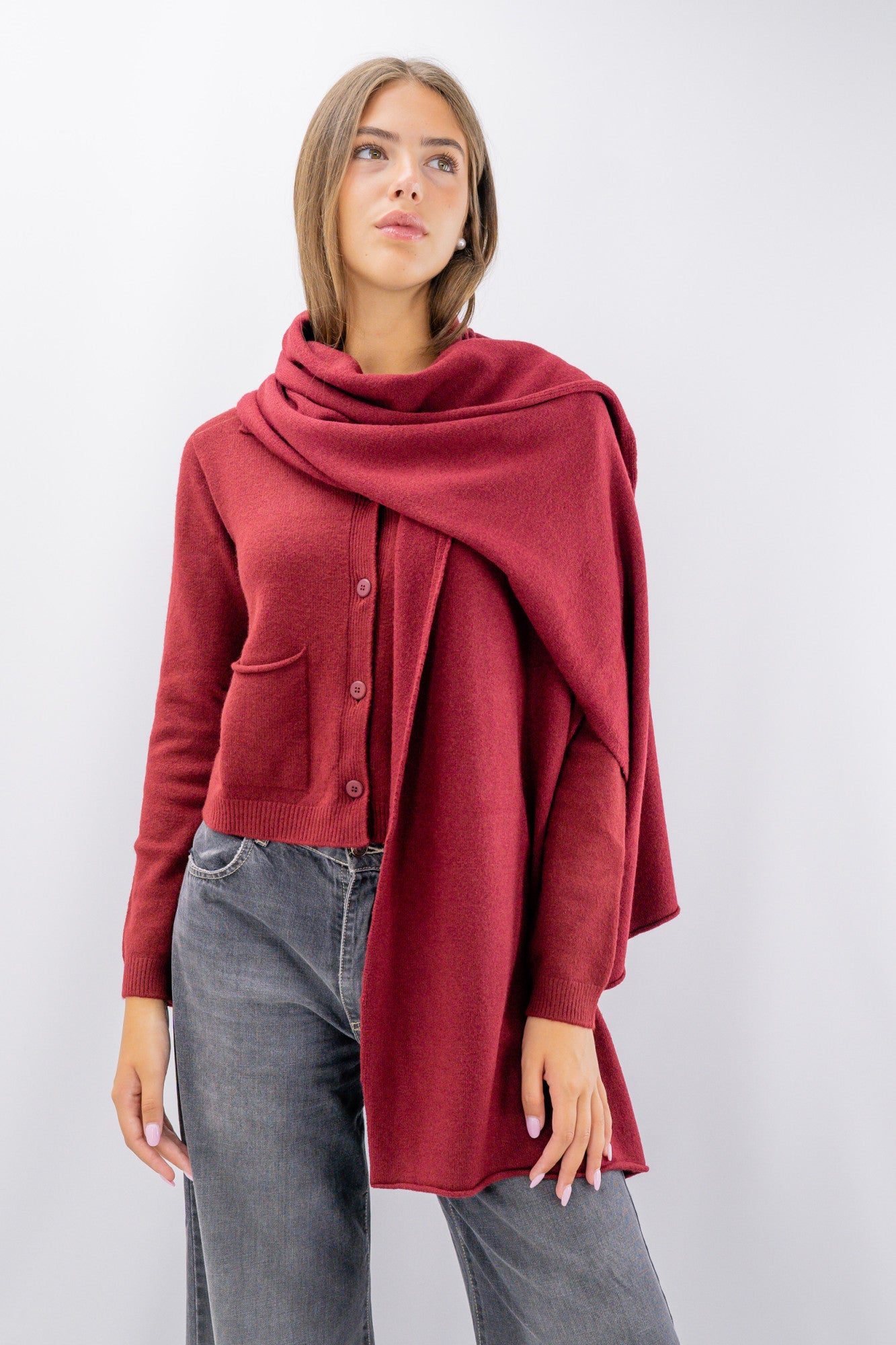 Cardigan cropped con colletto sportivo e tasche