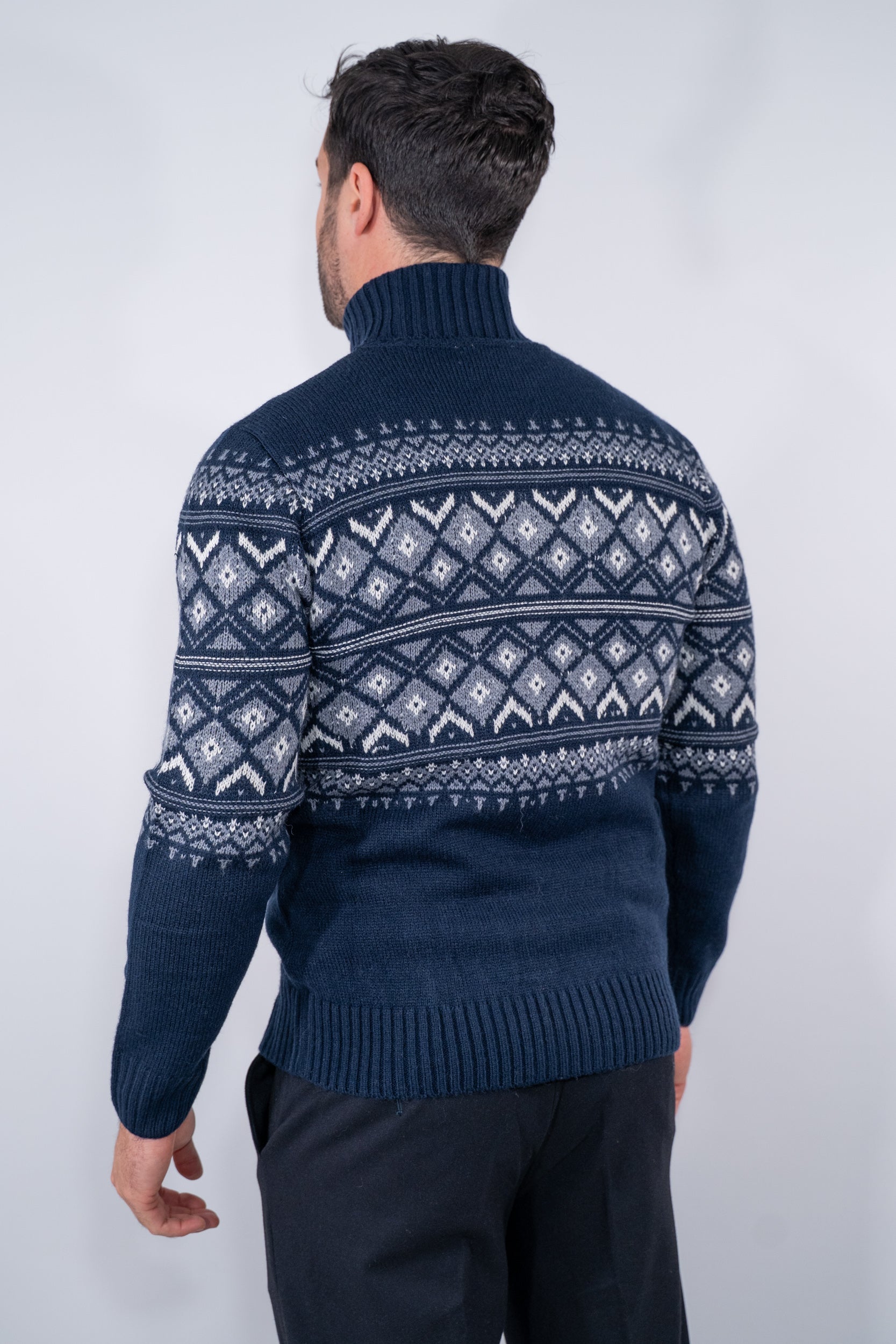 Dolcevita con disegno norvegese