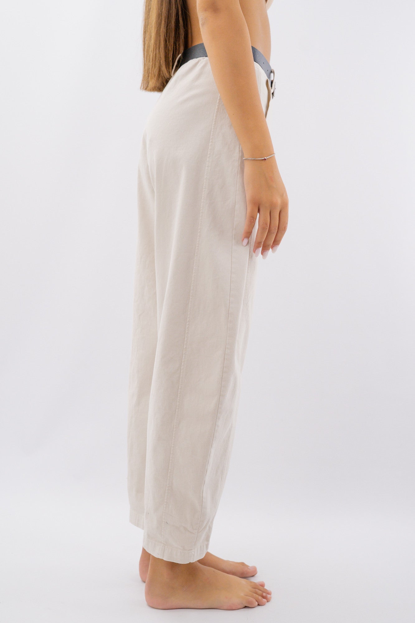 Pantalone ovetto con tasca marsupio
