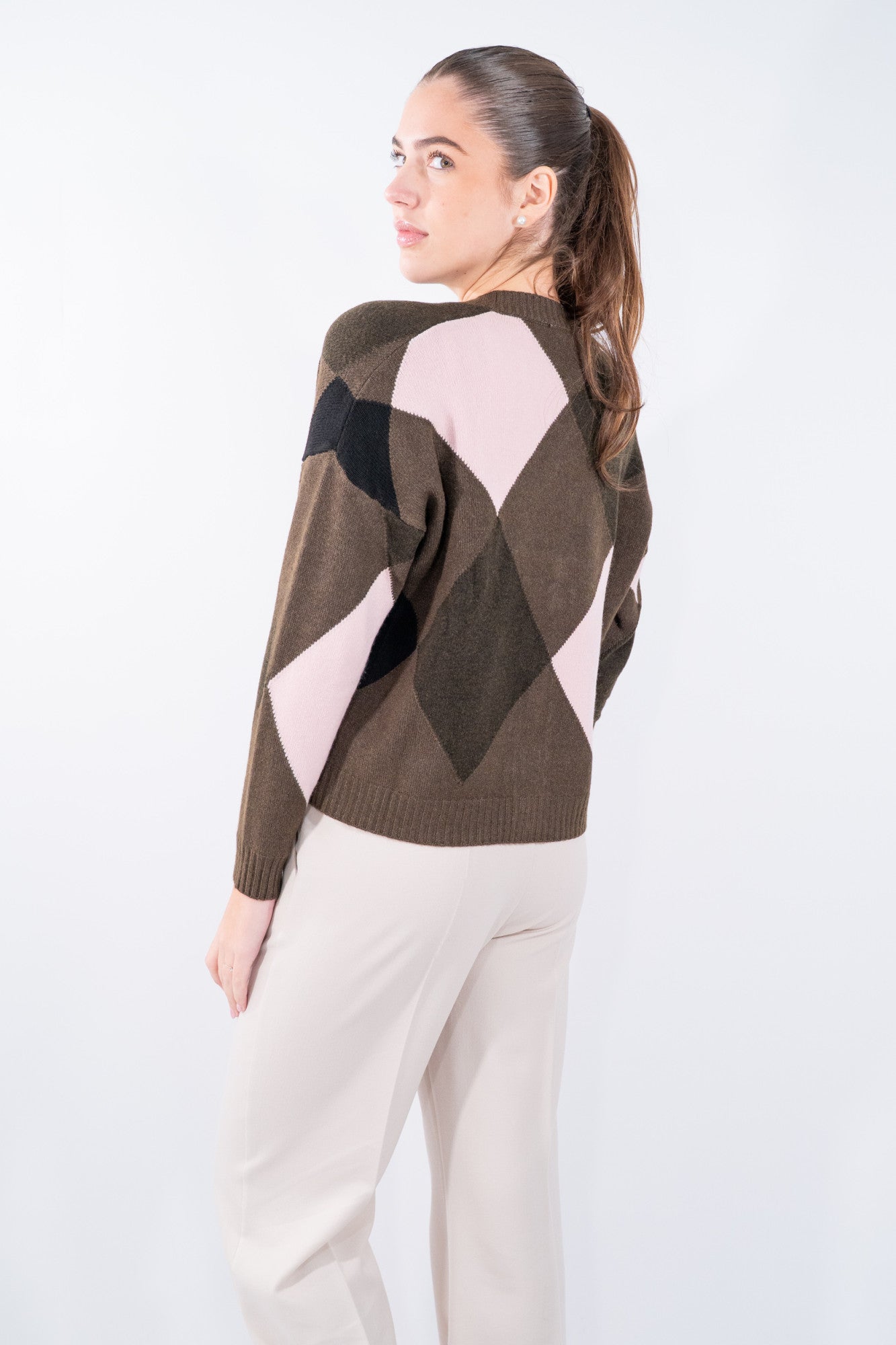 Cardigan a rombi con bottoni gioiello