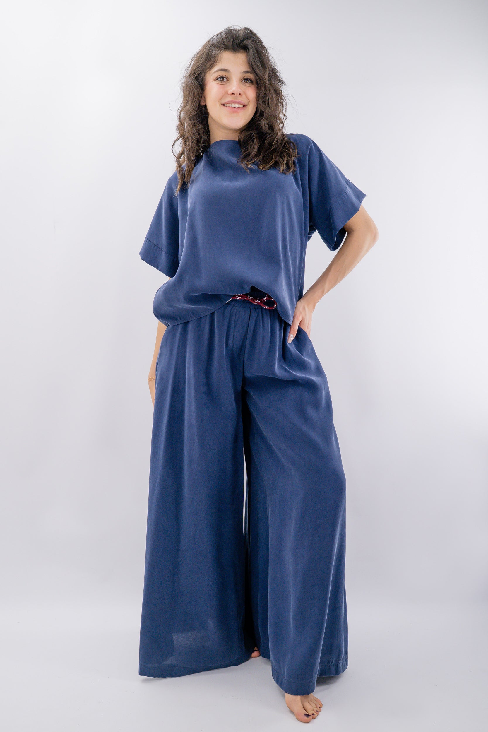 Set coordinato: blusa e pantalone fluidi in misto modal