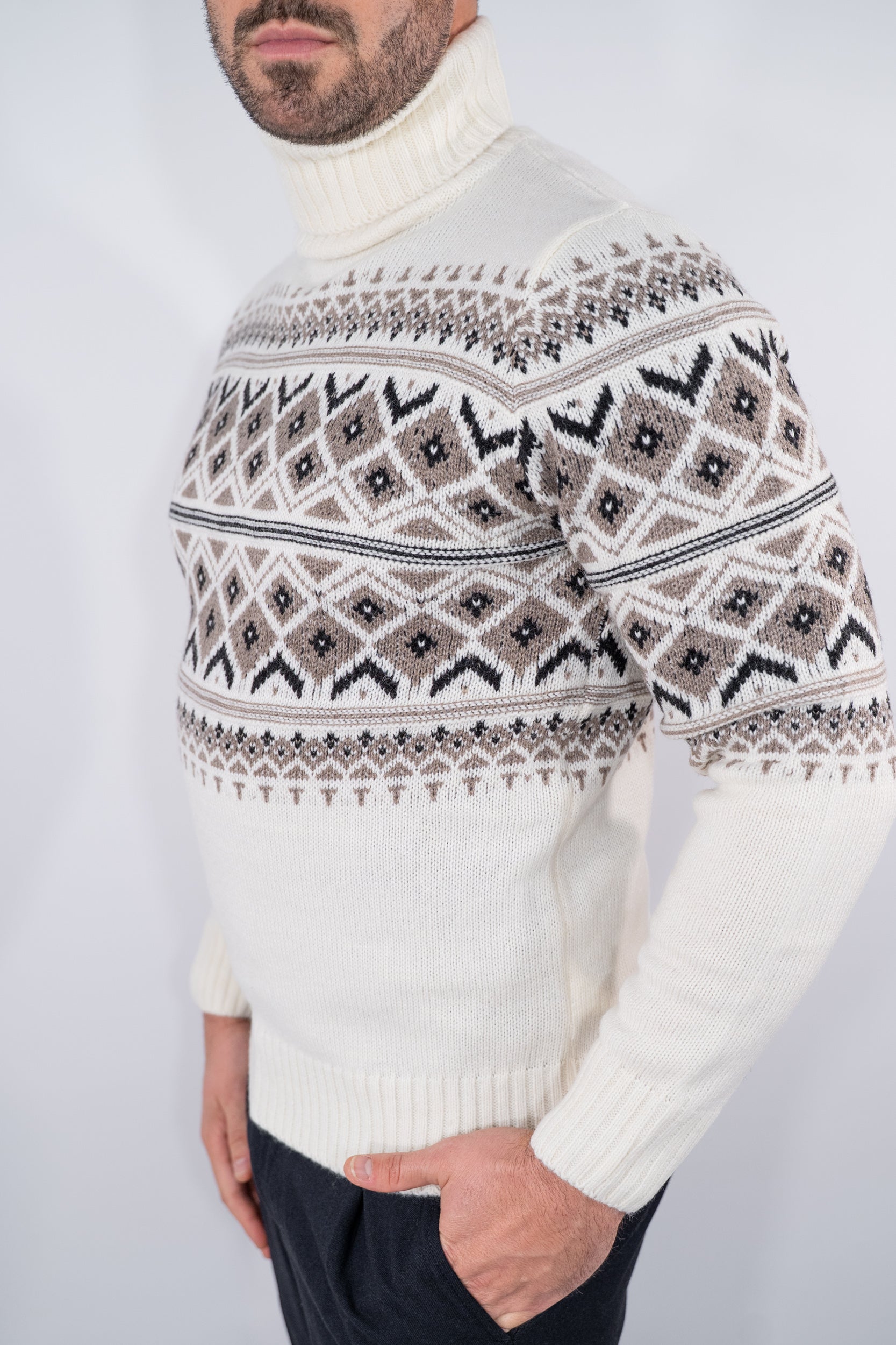 Dolcevita con disegno norvegese