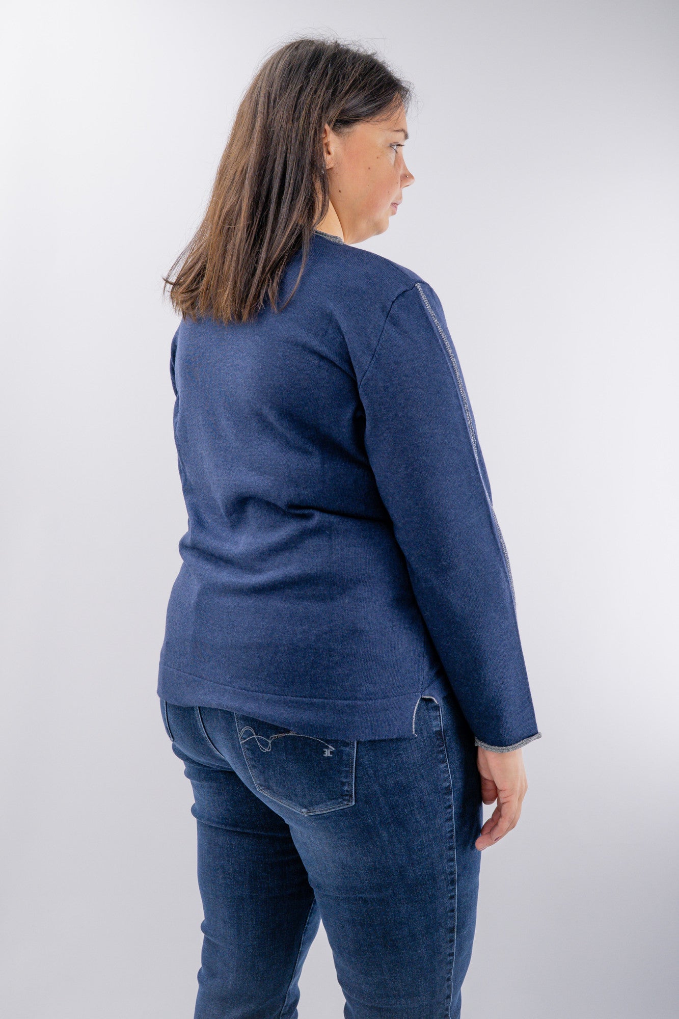 Maglia over con profili e rifiniture in lurex