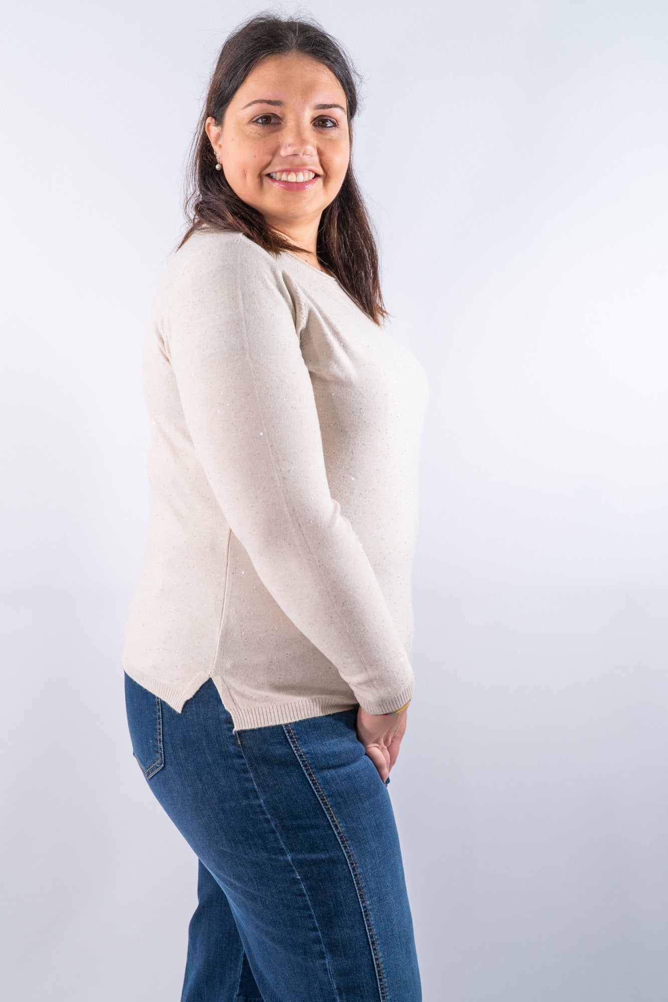 Girocollo con micro paillettes all over