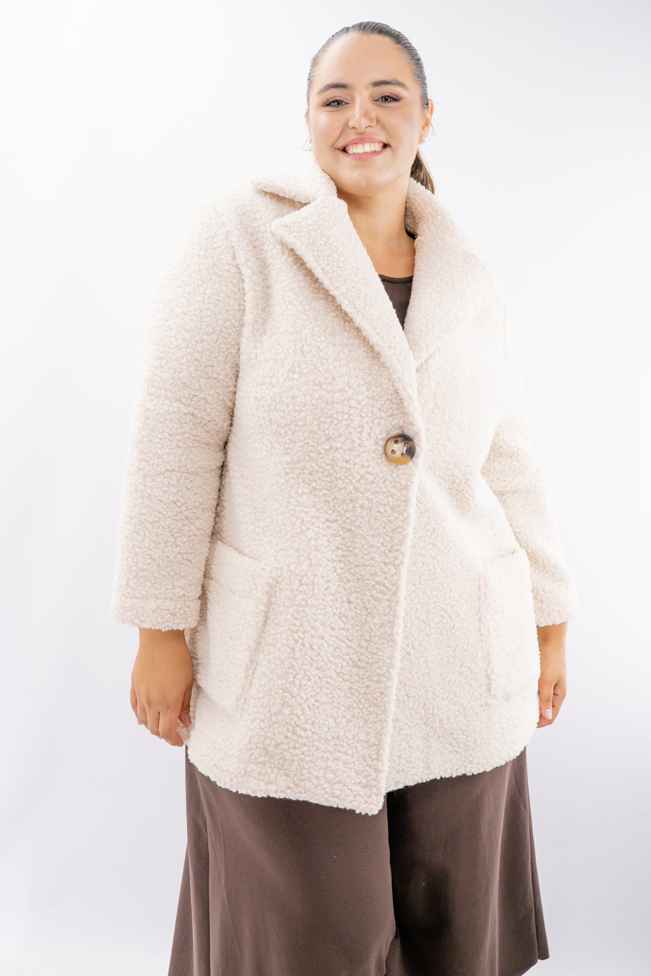 Giaccone teddy over con maxi tasche