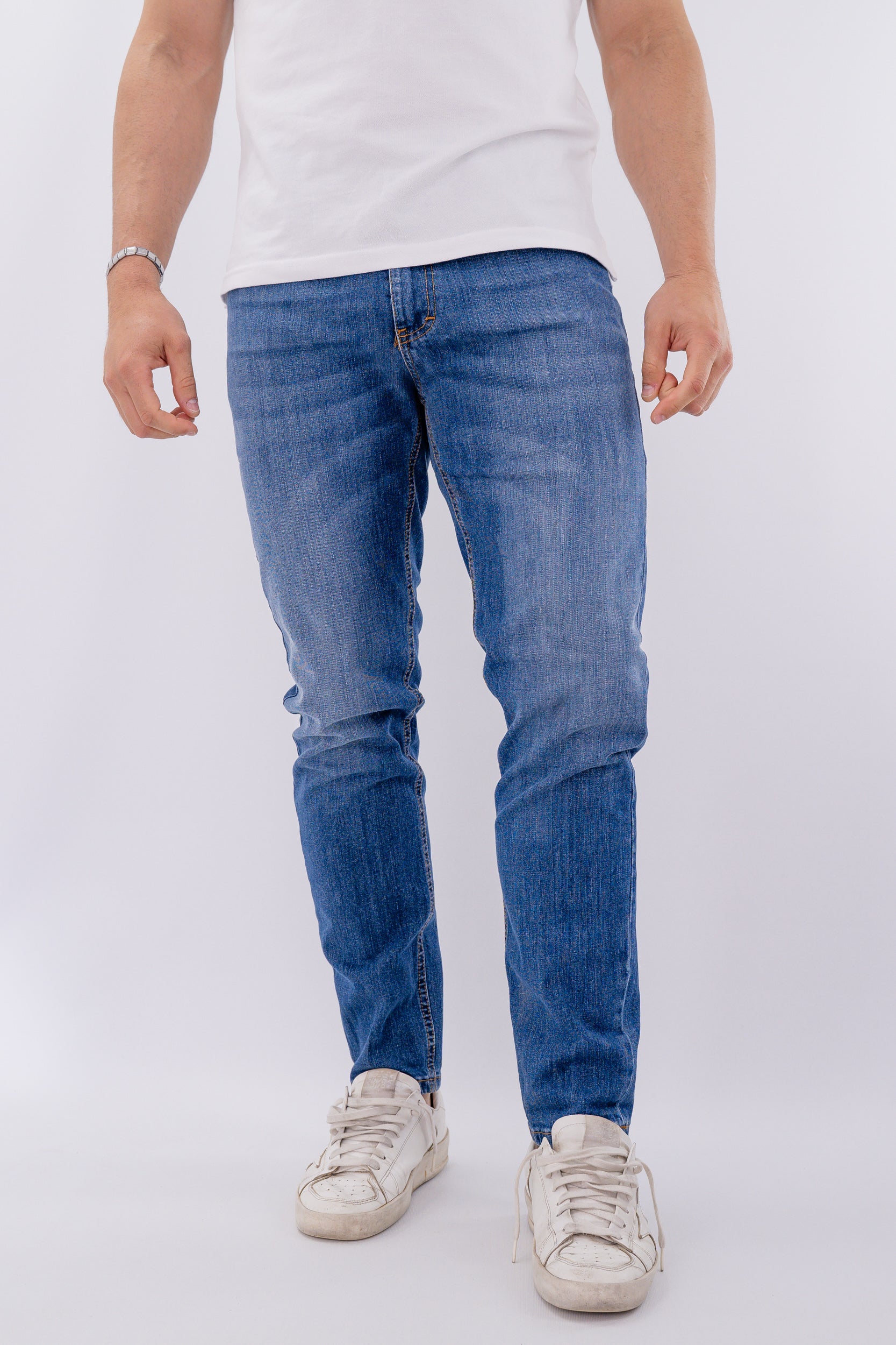 Jeans delavè elasticizzato