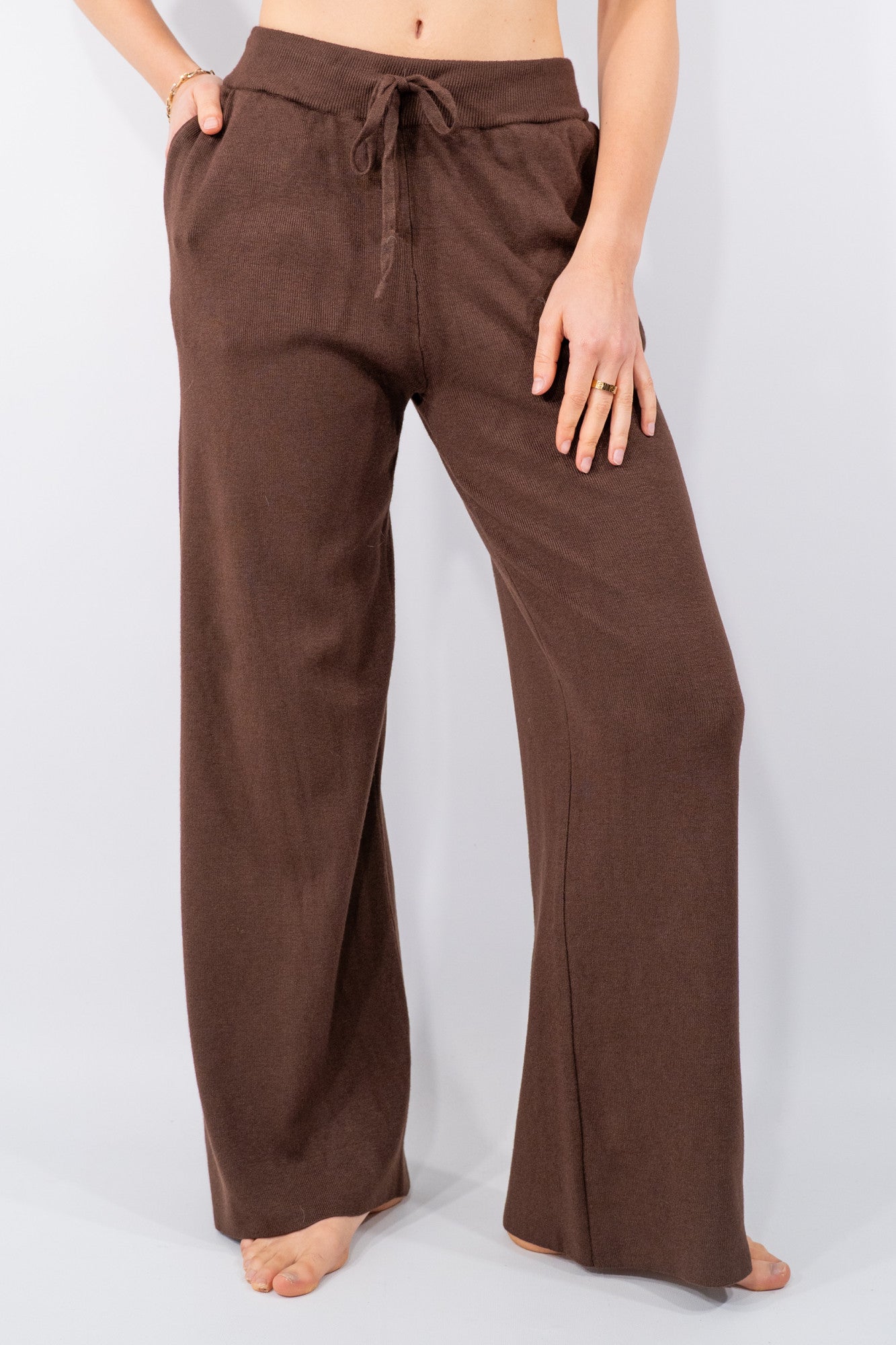 Pantalone palazzo in maglia con coulisse