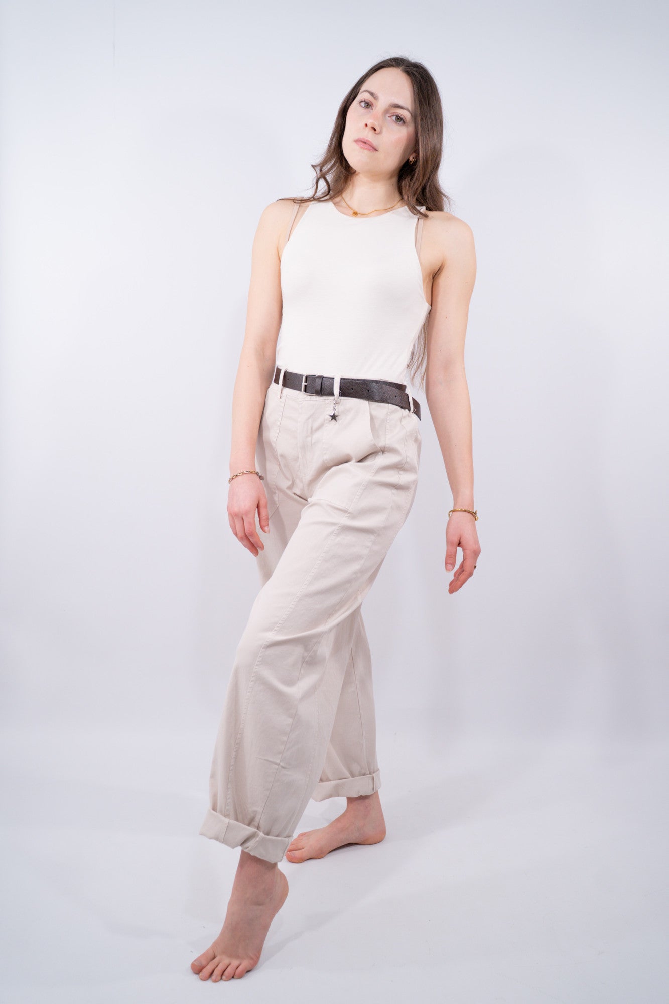 COLOR::BEIGE::1