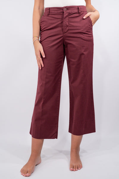 COLOR::BORDEAUX::1