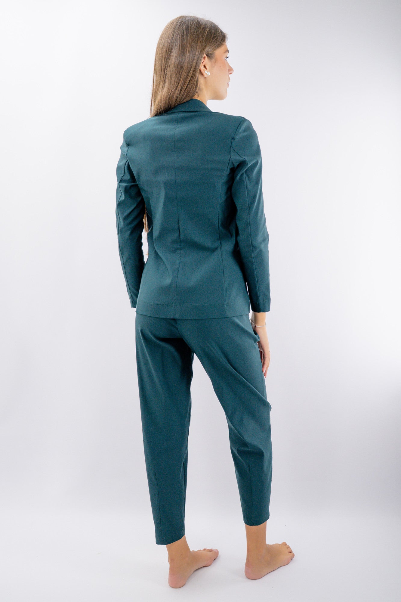 Completo coordinato: blazer sartoriale e pantaloni a ovetto
