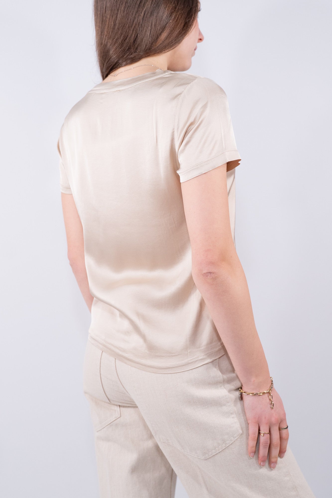 COLOR::BEIGE::2