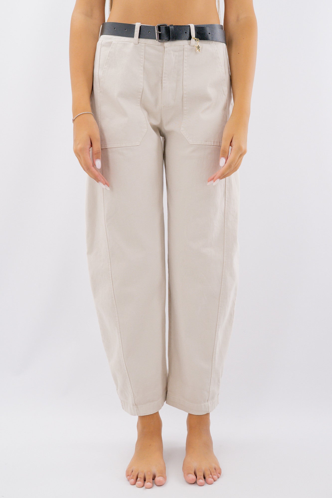 Pantalone ovetto con tasca marsupio