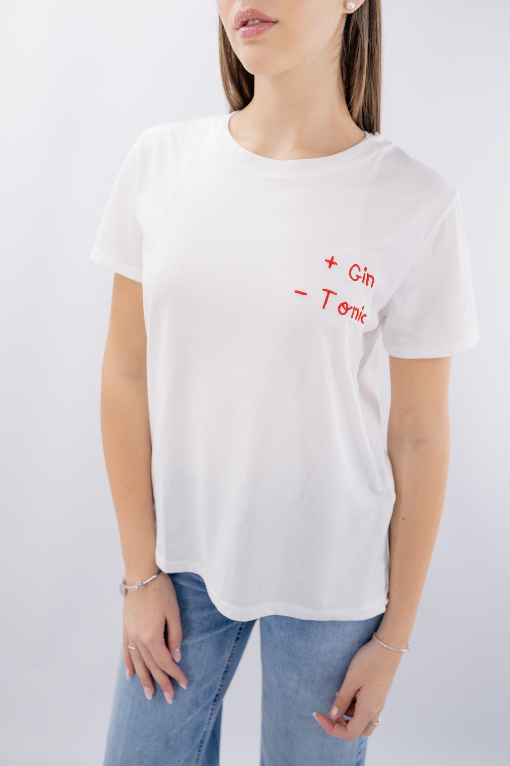 T-shirt con ricamo Gin Tonic