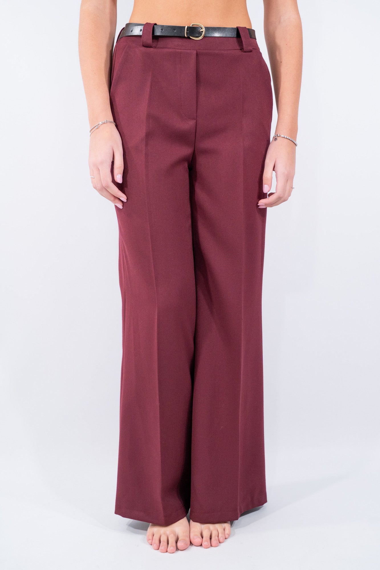 Pantalone sartoriale con elastico e cintura in vita