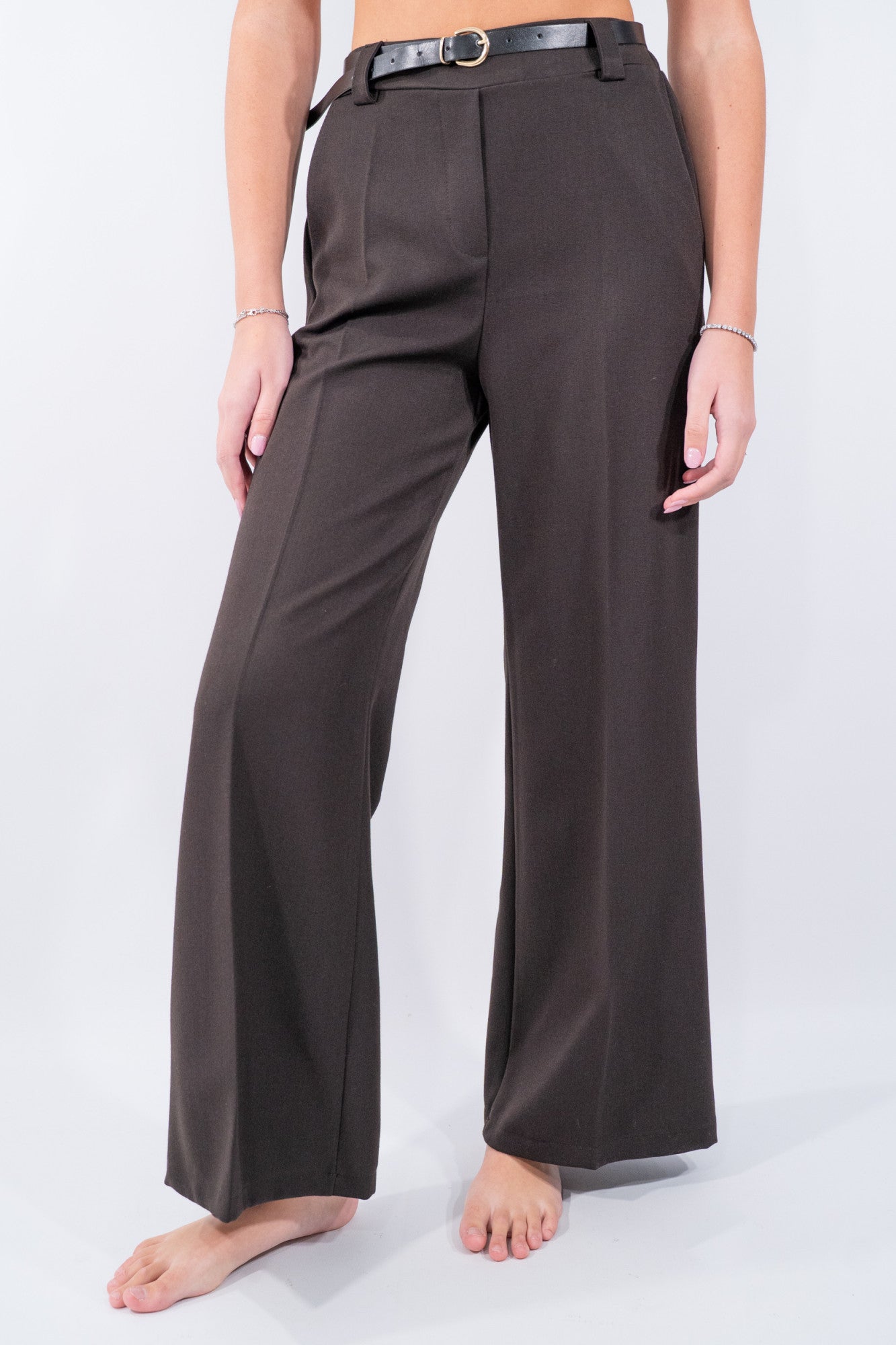 Pantalone sartoriale con elastico e cintura in vita