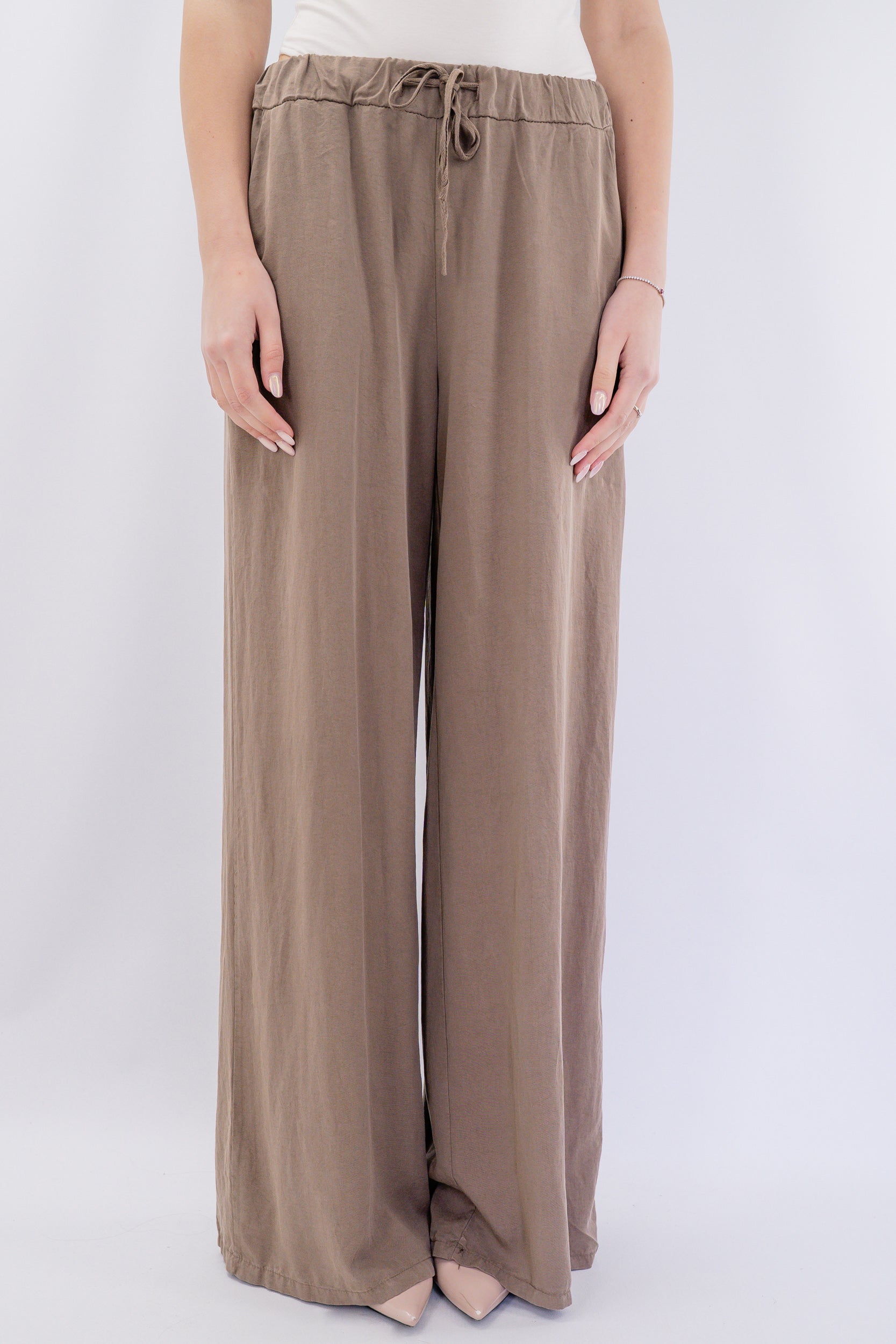 Pantalone palazzo ampio con coulisse elasticizzata