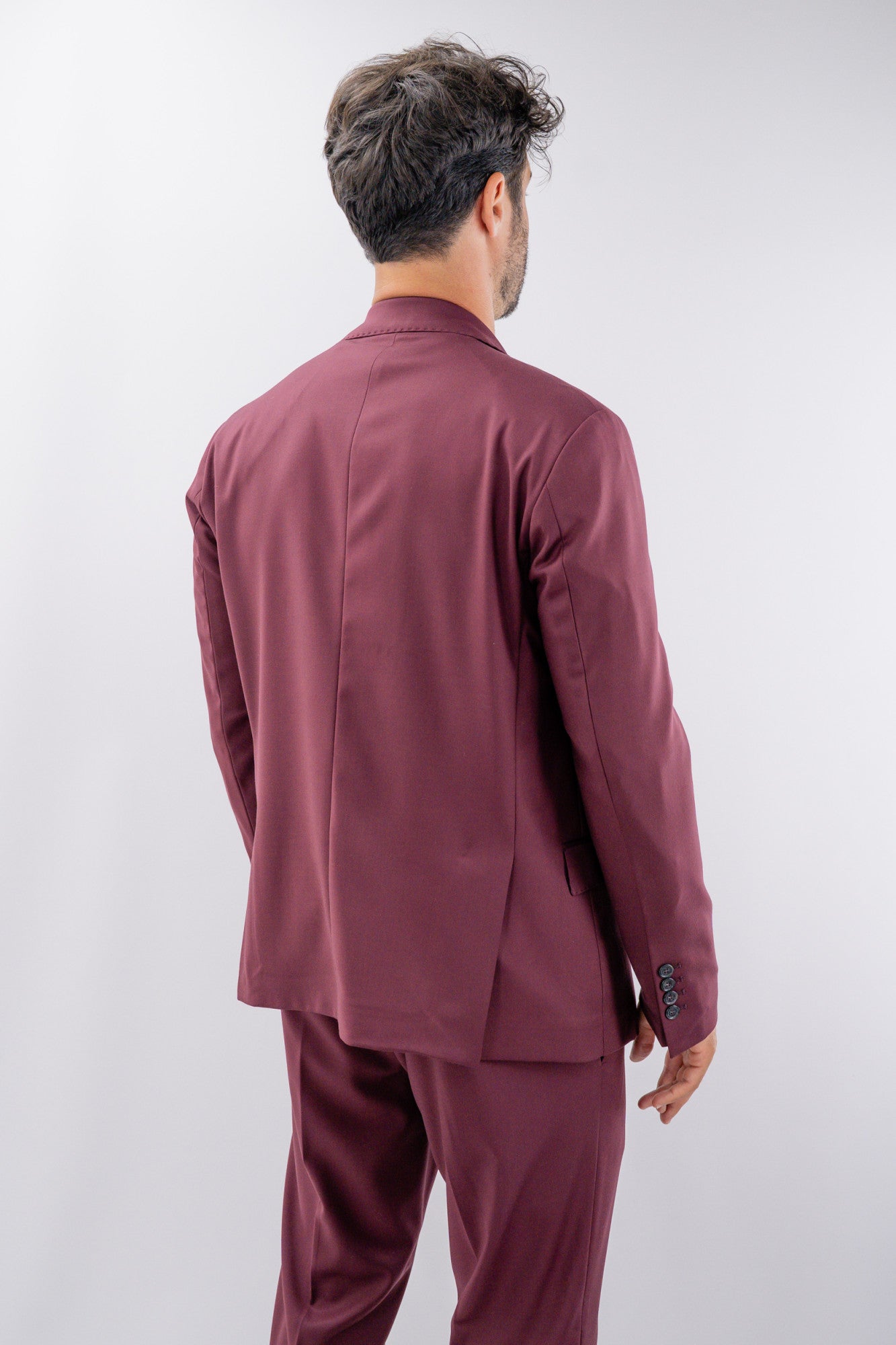 Giacca monopetto elegante con impunture a vista