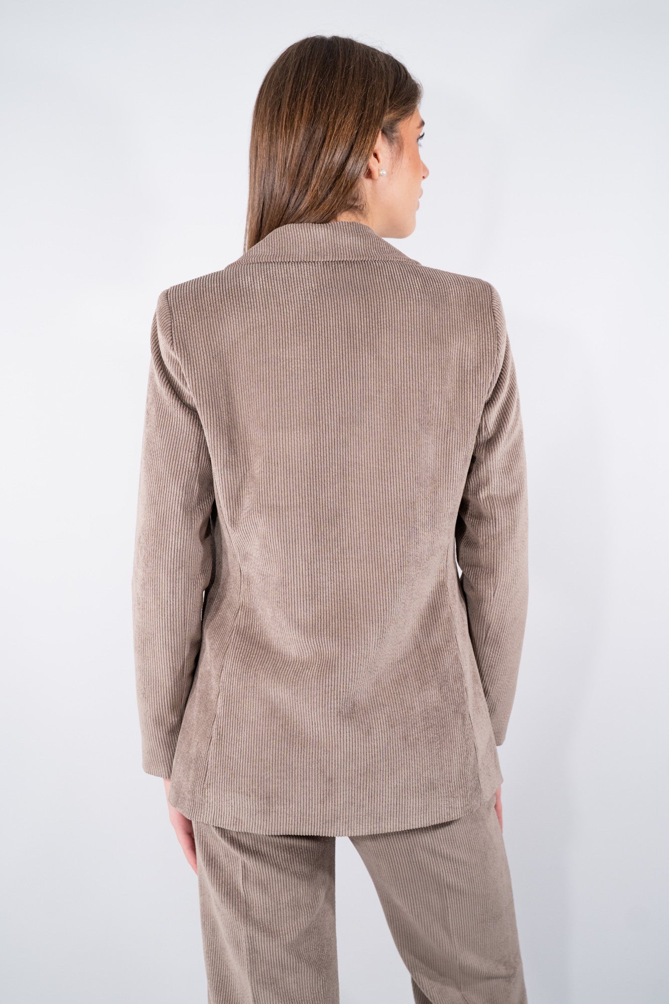 Giacca monopetto in velluto a coste con rever classico