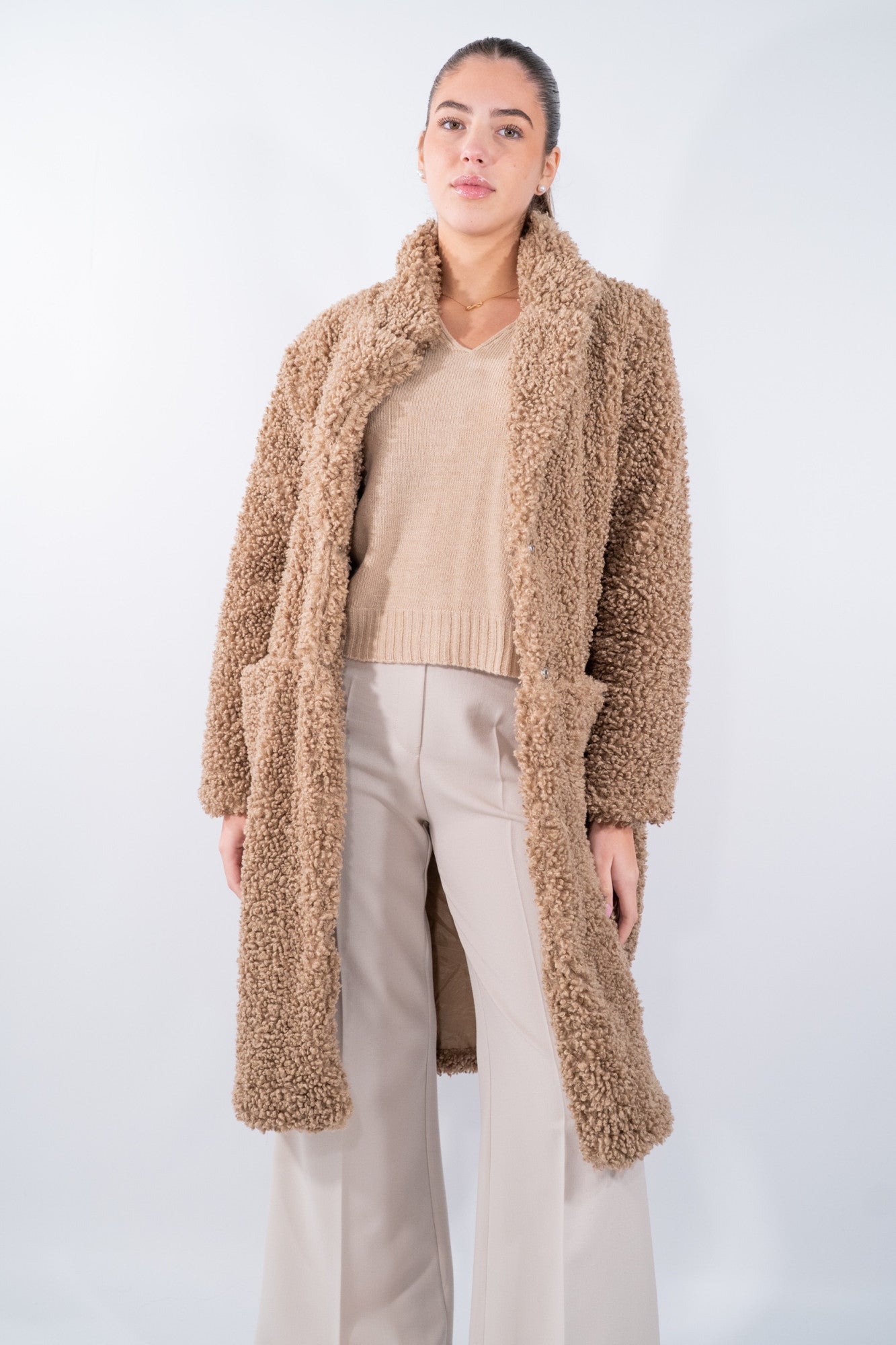 Cappotto teddy  con collo avvolgente