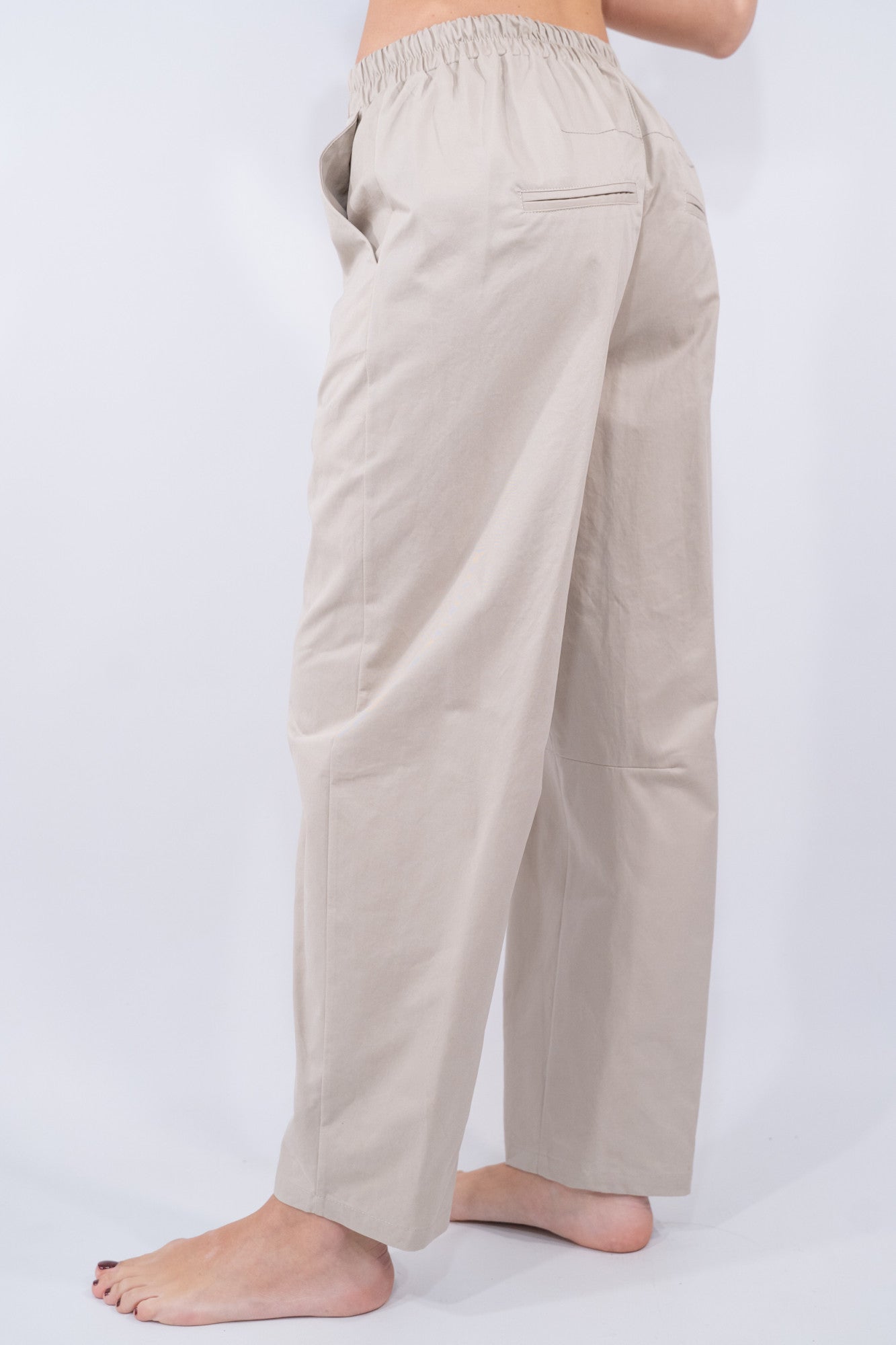 COLOR::BEIGE::4