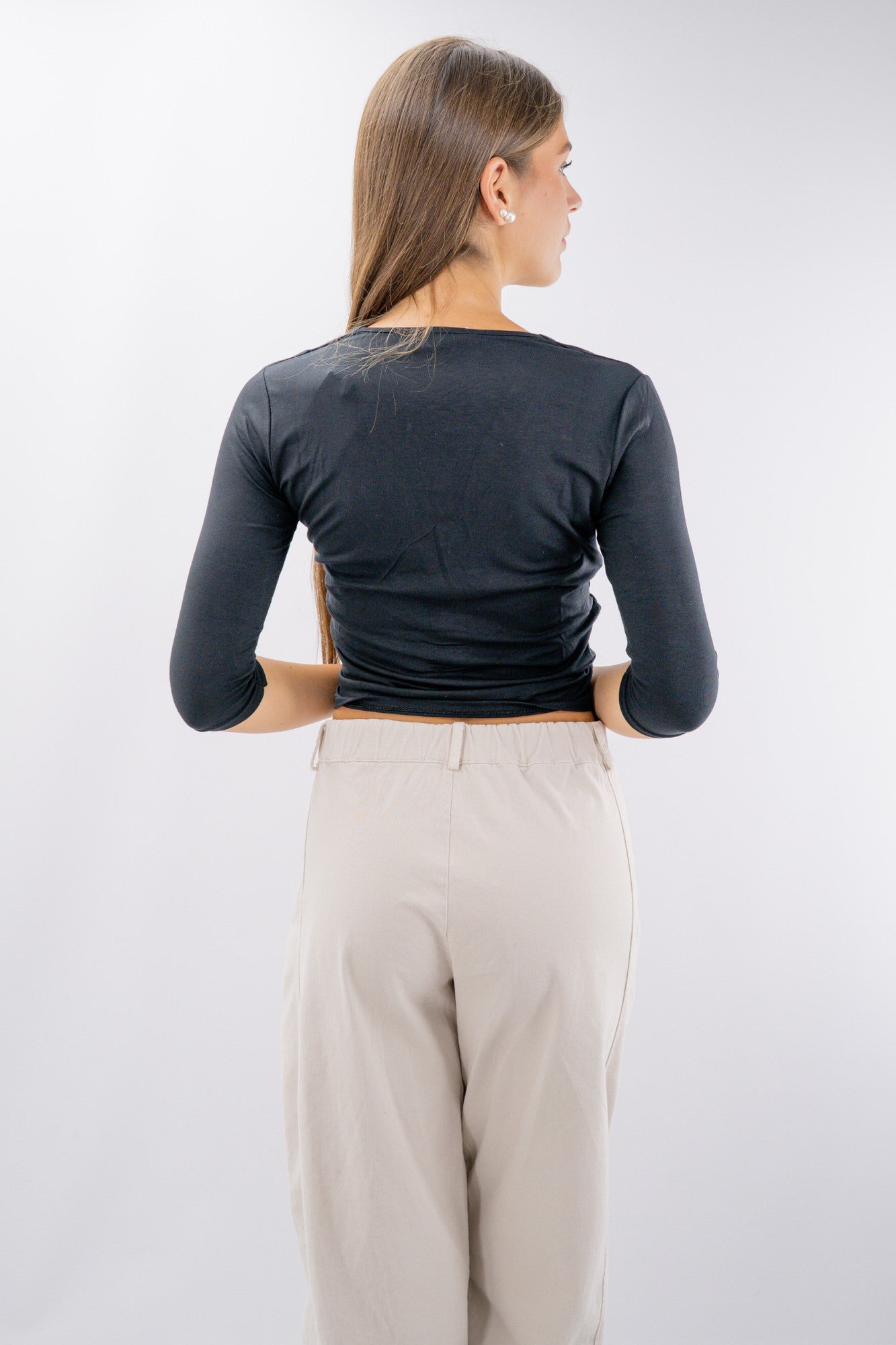Maglia con ampio scollo a V