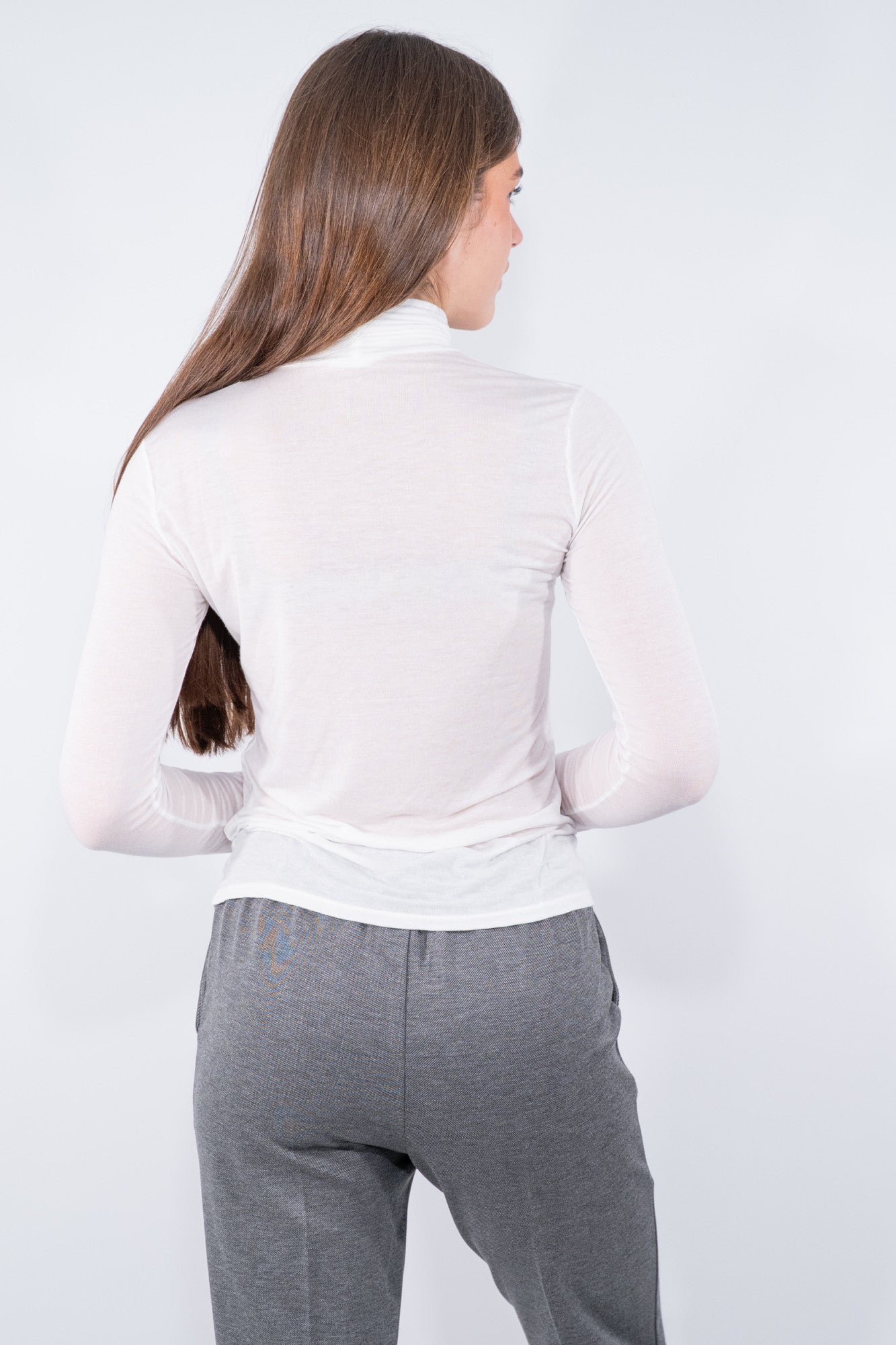 Dolcevita sotto giacca in misto viscosa e cashmere