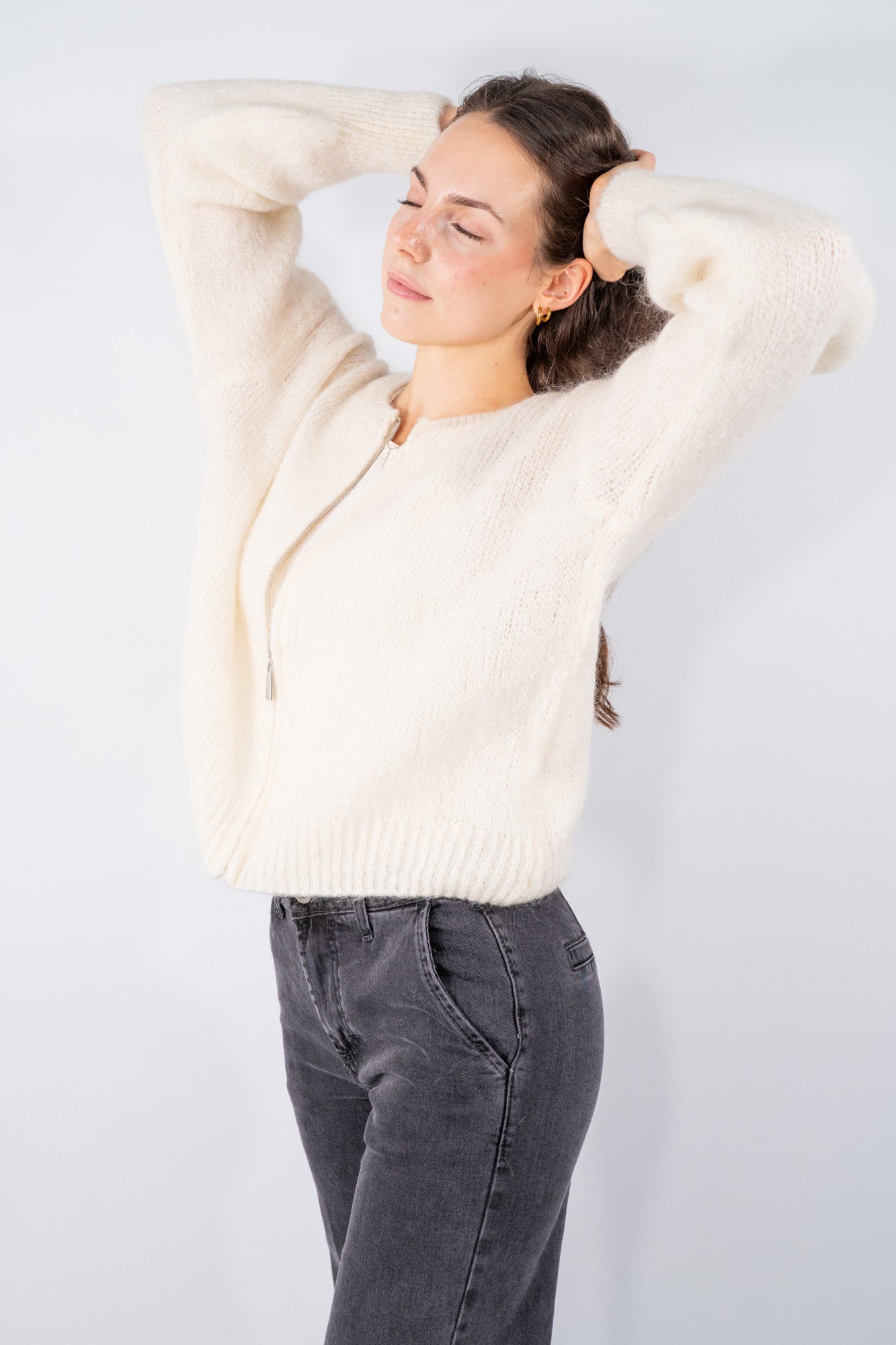 Maglione zip in filato soffice con lavorazione rasata