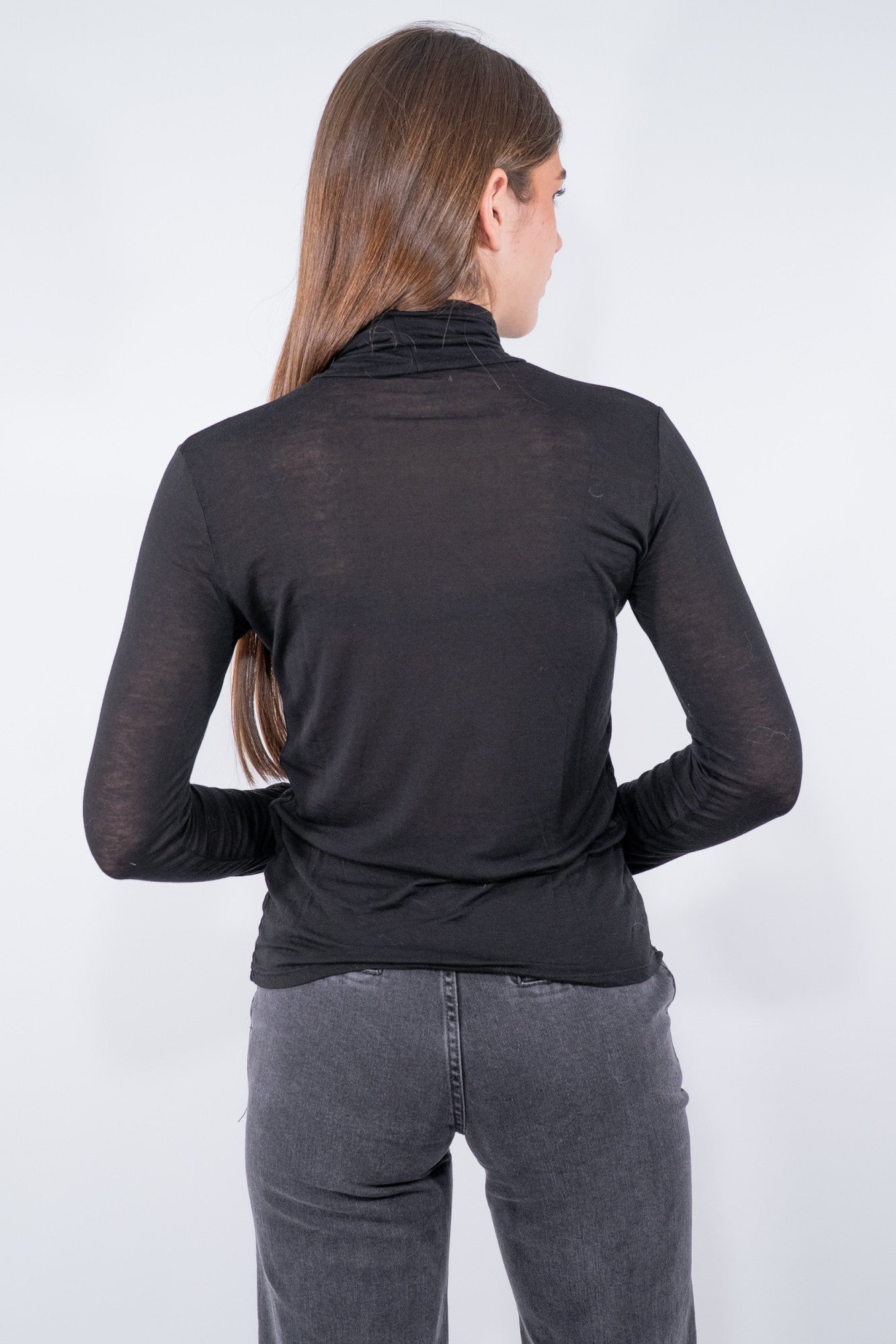 Dolcevita sotto giacca in misto viscosa e cashmere