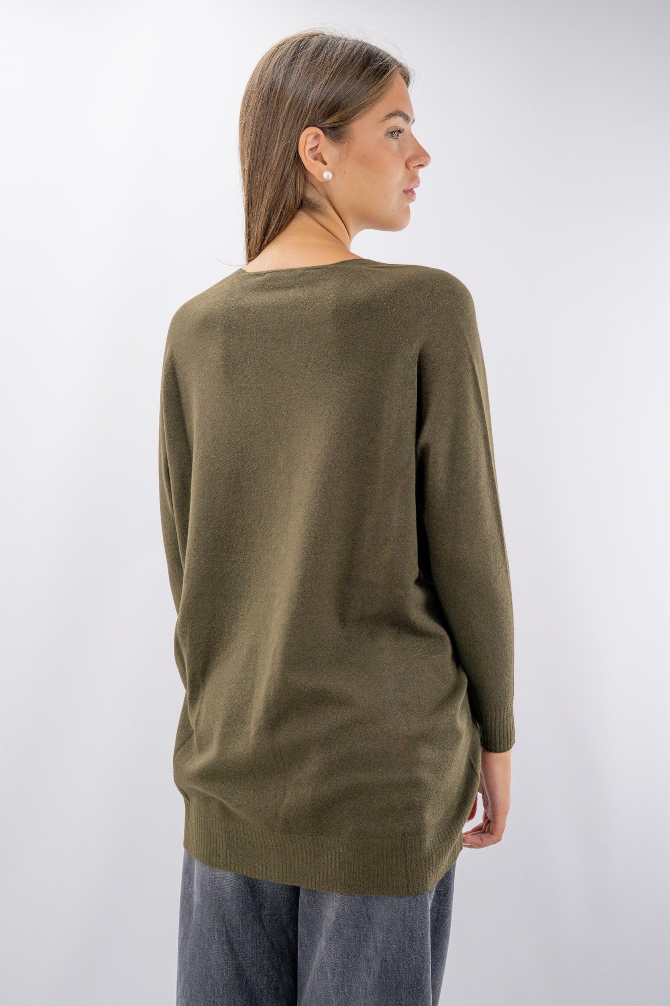 Cardigan lungo con bottoncini