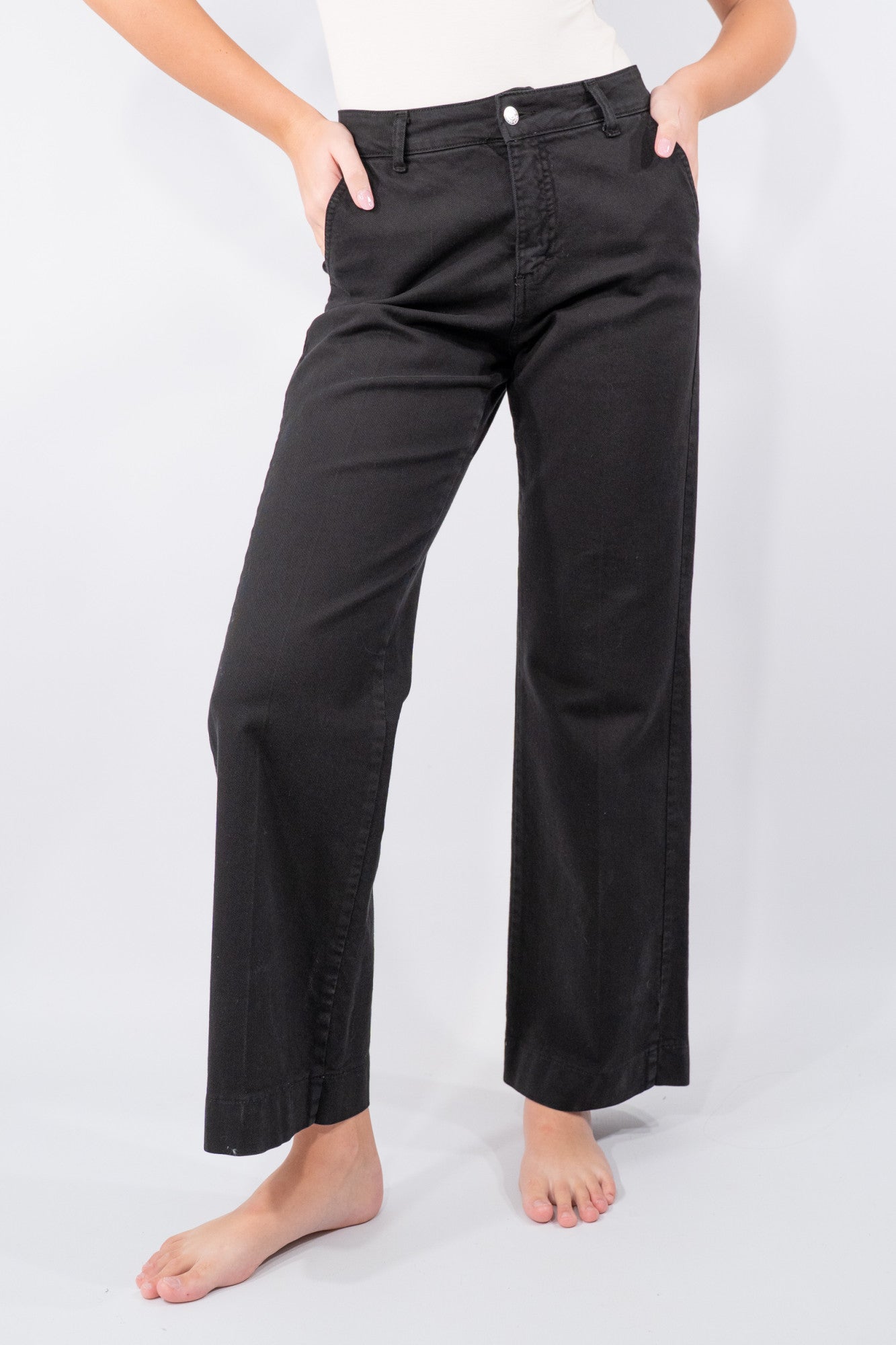 Jeans a palazzo con tasche a filo