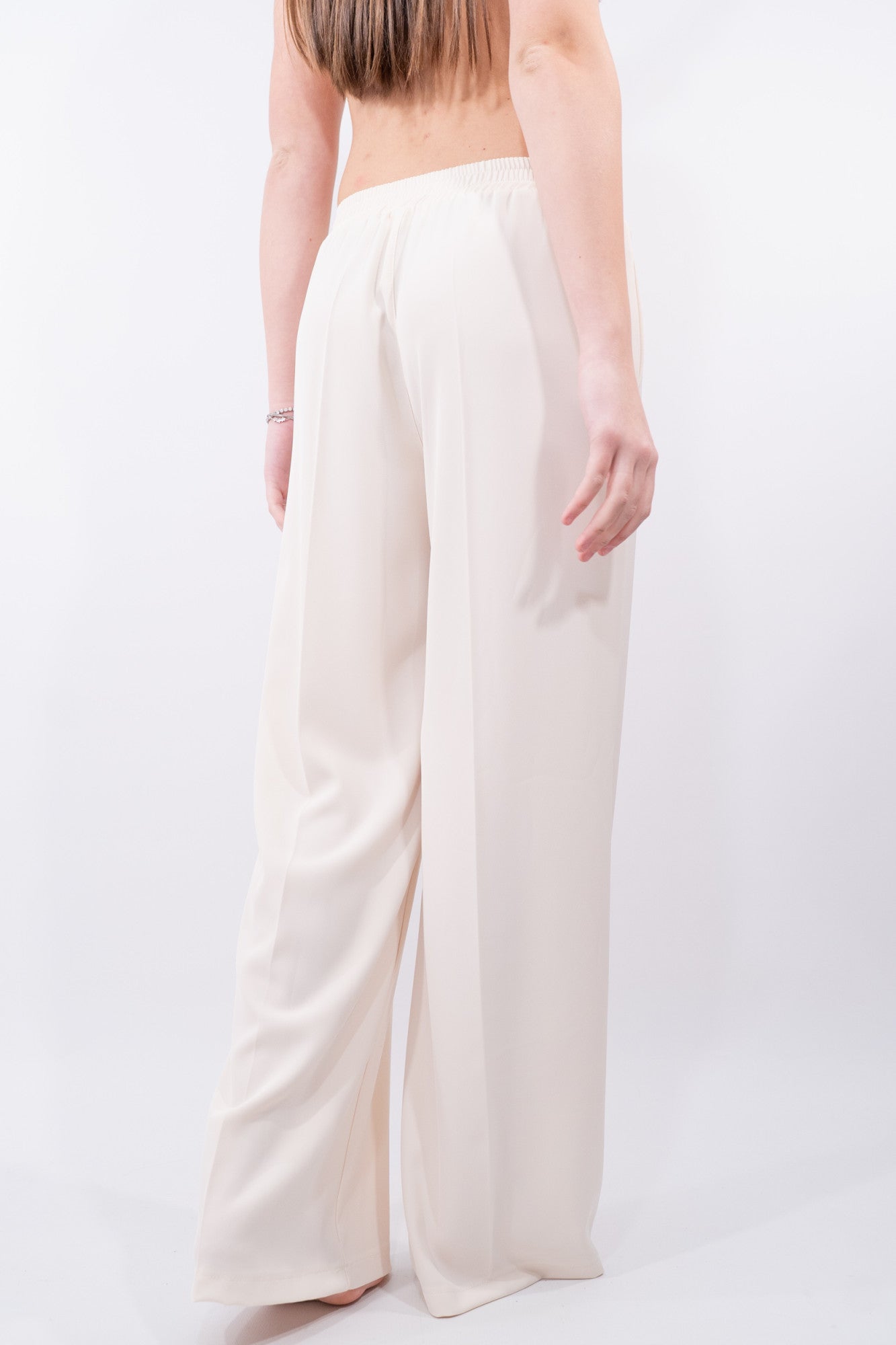 COLOR::BEIGE::3