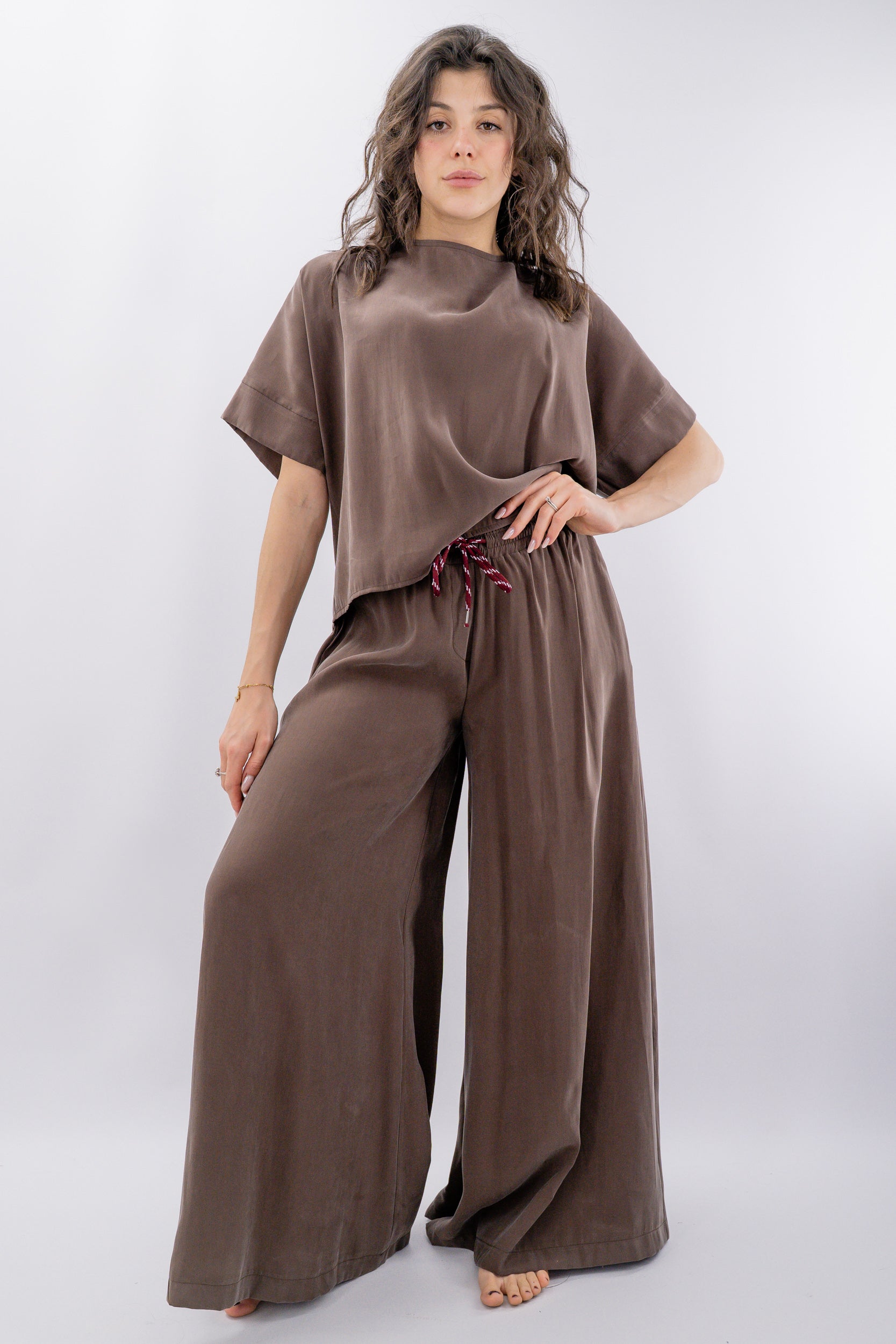 Set coordinato: blusa e pantalone fluidi in misto modal
