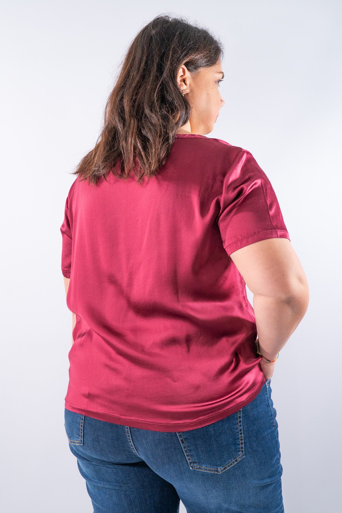 Blusa oversize in viscosa satinata