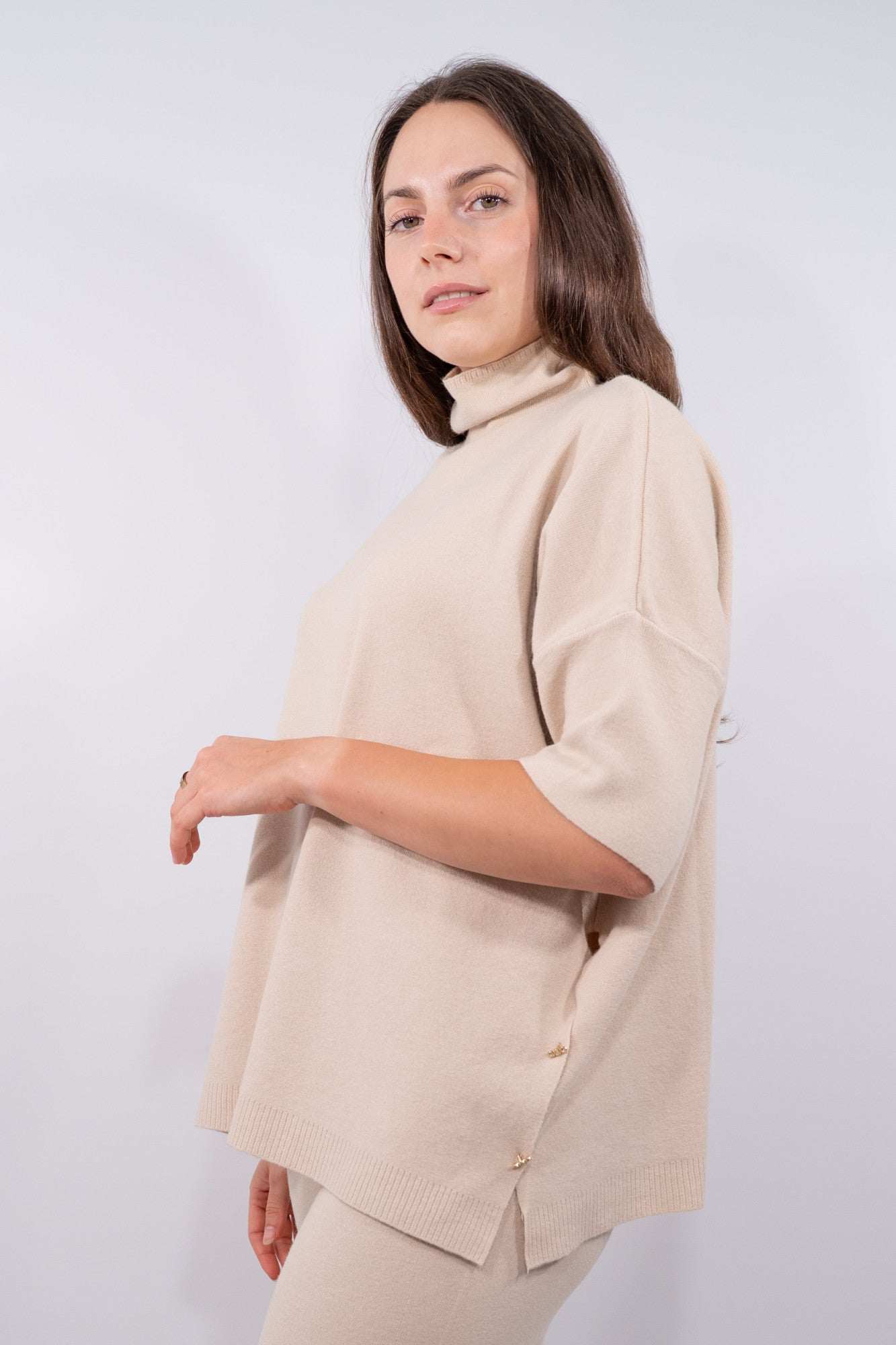 COLOR::CREMA::2